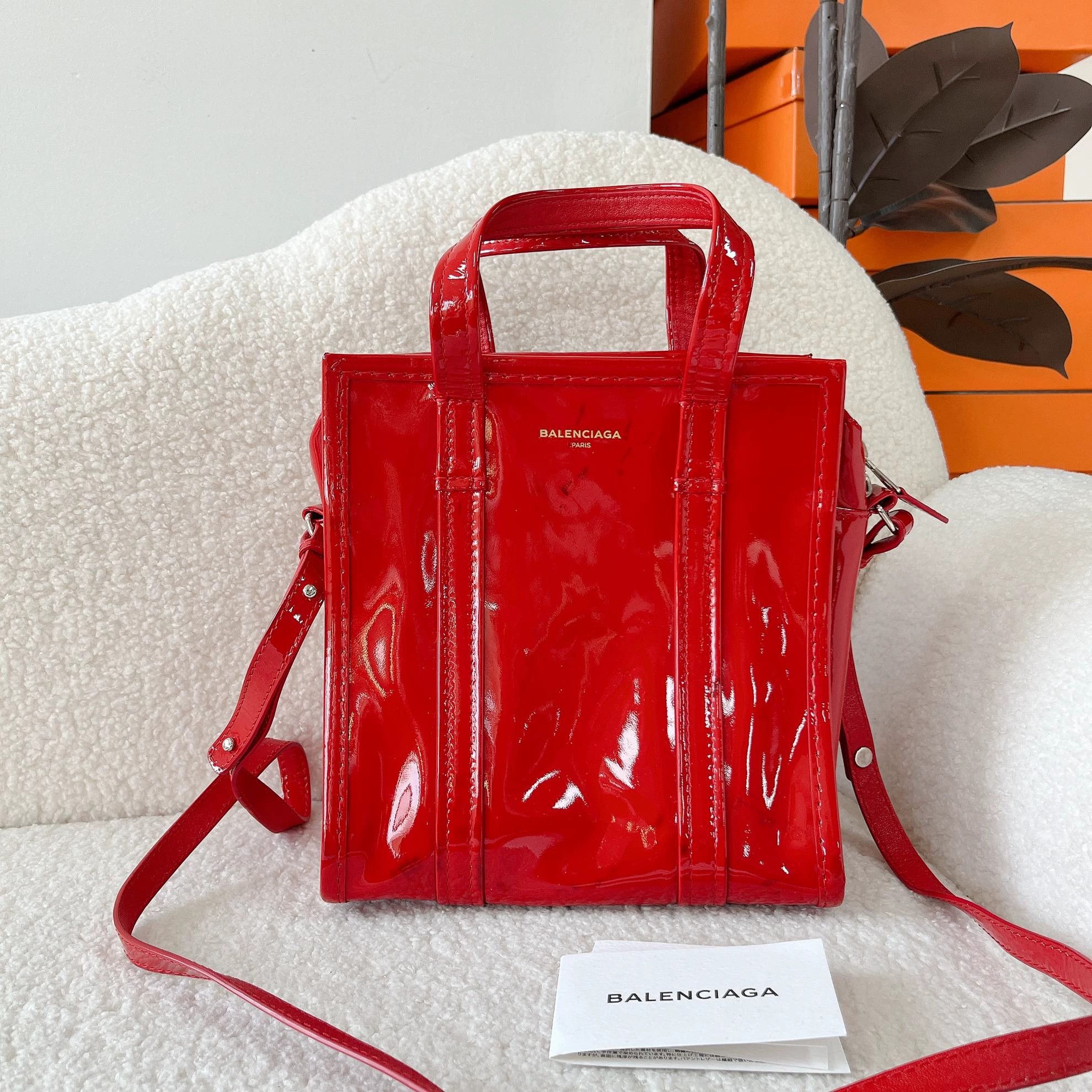 Balenciaga Balenciaga Red Patent Leather Tote Bag Pre-owned Size ONE SIZE - 1 Thumbnail