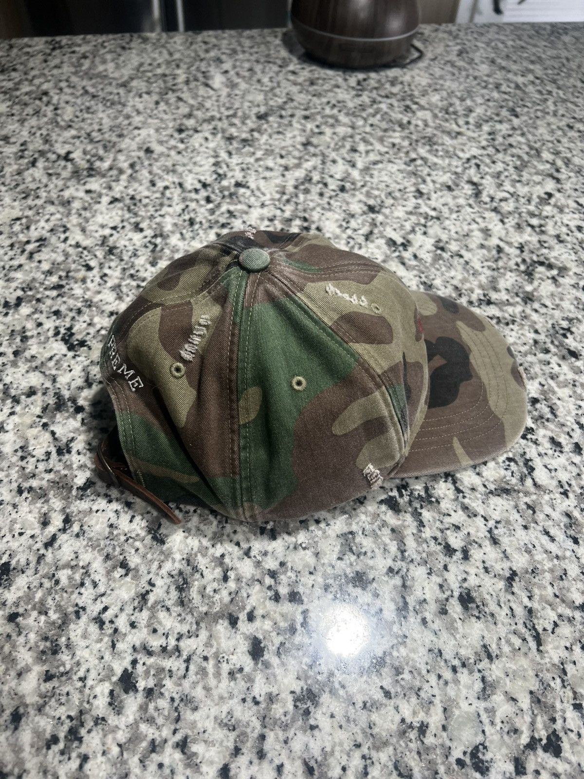 Supreme Supreme Distressed Script 6-Panel Size ONE SIZE - 3 Thumbnail