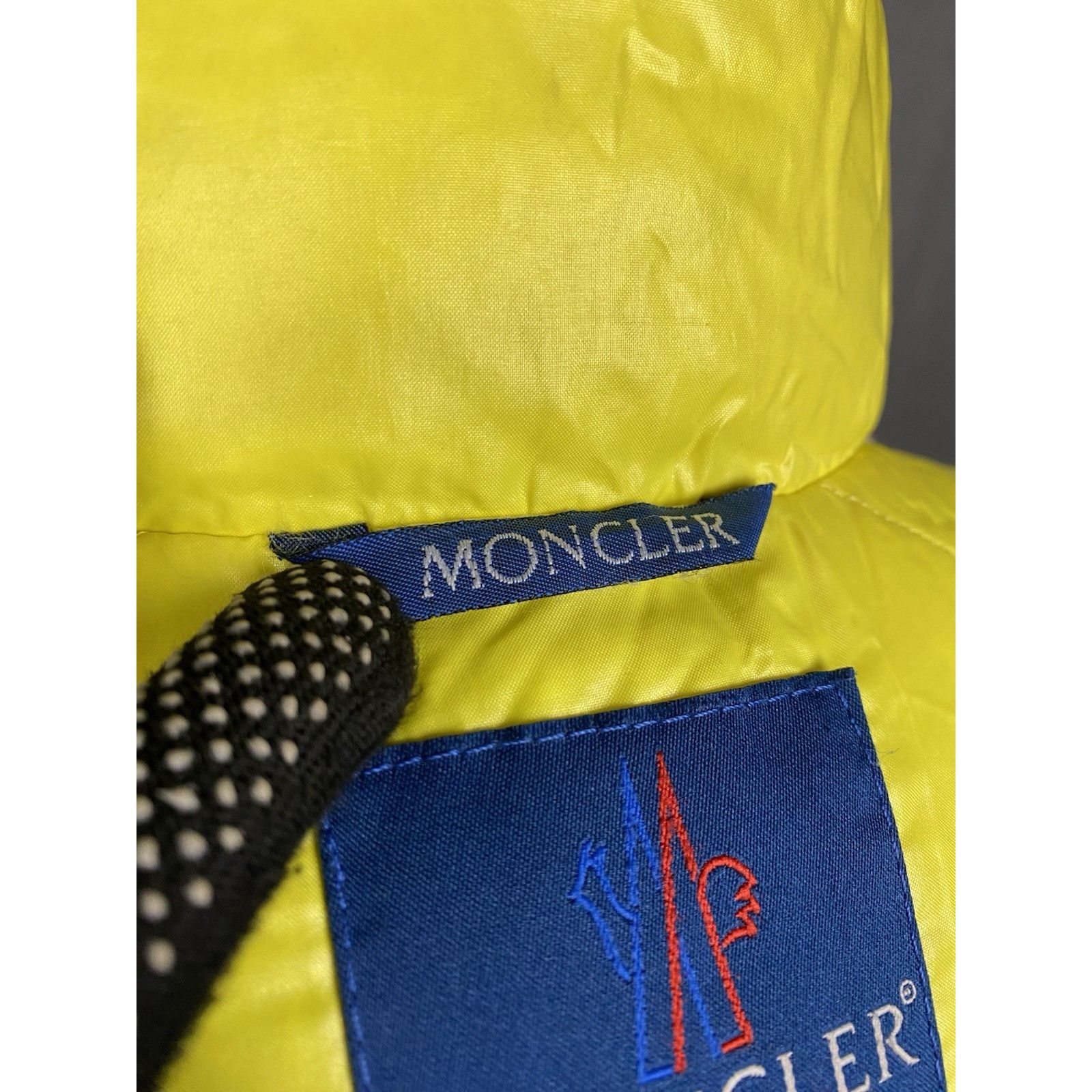 Moncler Moncler Vintage Men's Bright Yellow Down Insulated Puffer 3- Size US L / EU 52-54 / 3 - 14 Thumbnail
