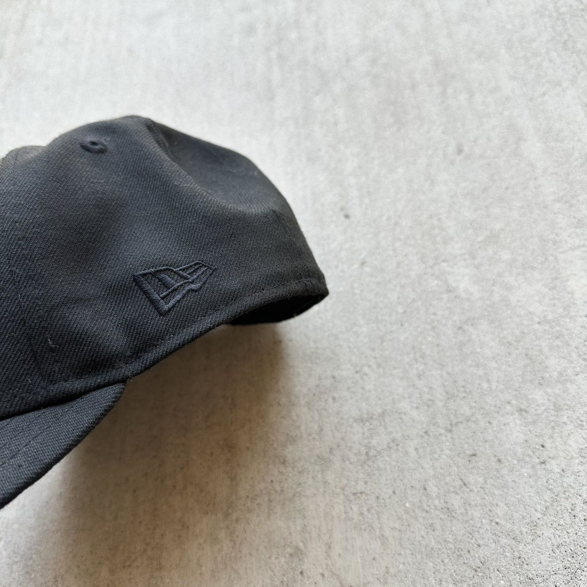 Kith × New Era × Warner Bros Kith Looney Tunes Fitted Hat Size 8 Tweety Bird 100% Wool Size 46 - 2 Thumbnail