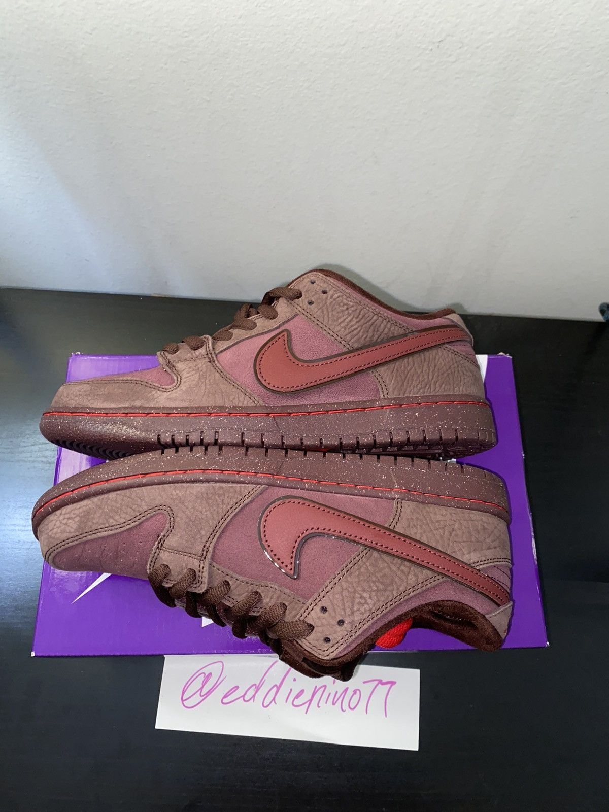 Nike Nike SB Dunk Low PRM(VDAY PACK 2023) Size US 8.5 / EU 41-42 - 9 Thumbnail