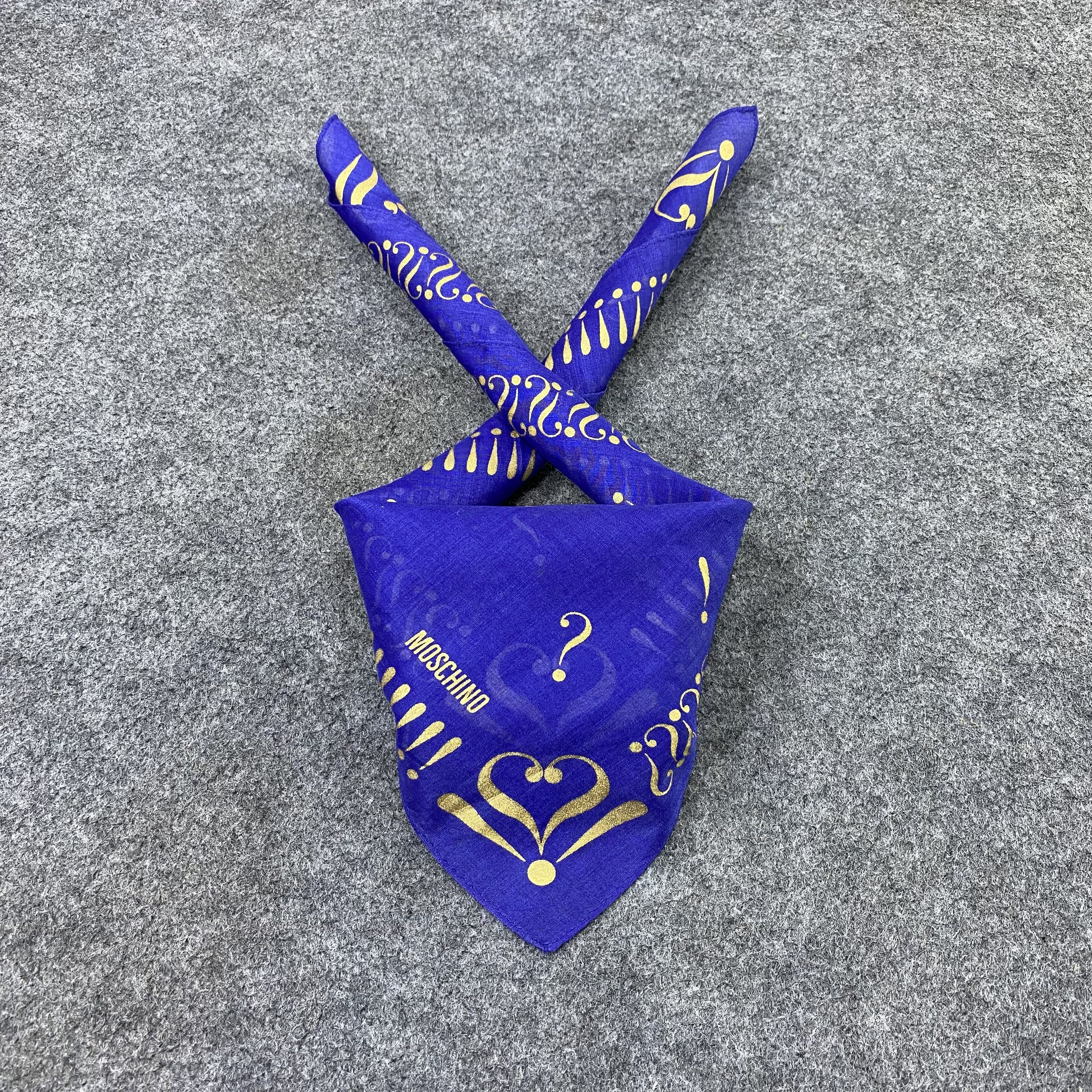 Moschino Moschino Handkerchief / Bandana / Neckerchief C750 Size ONE SIZE - 2 Thumbnail