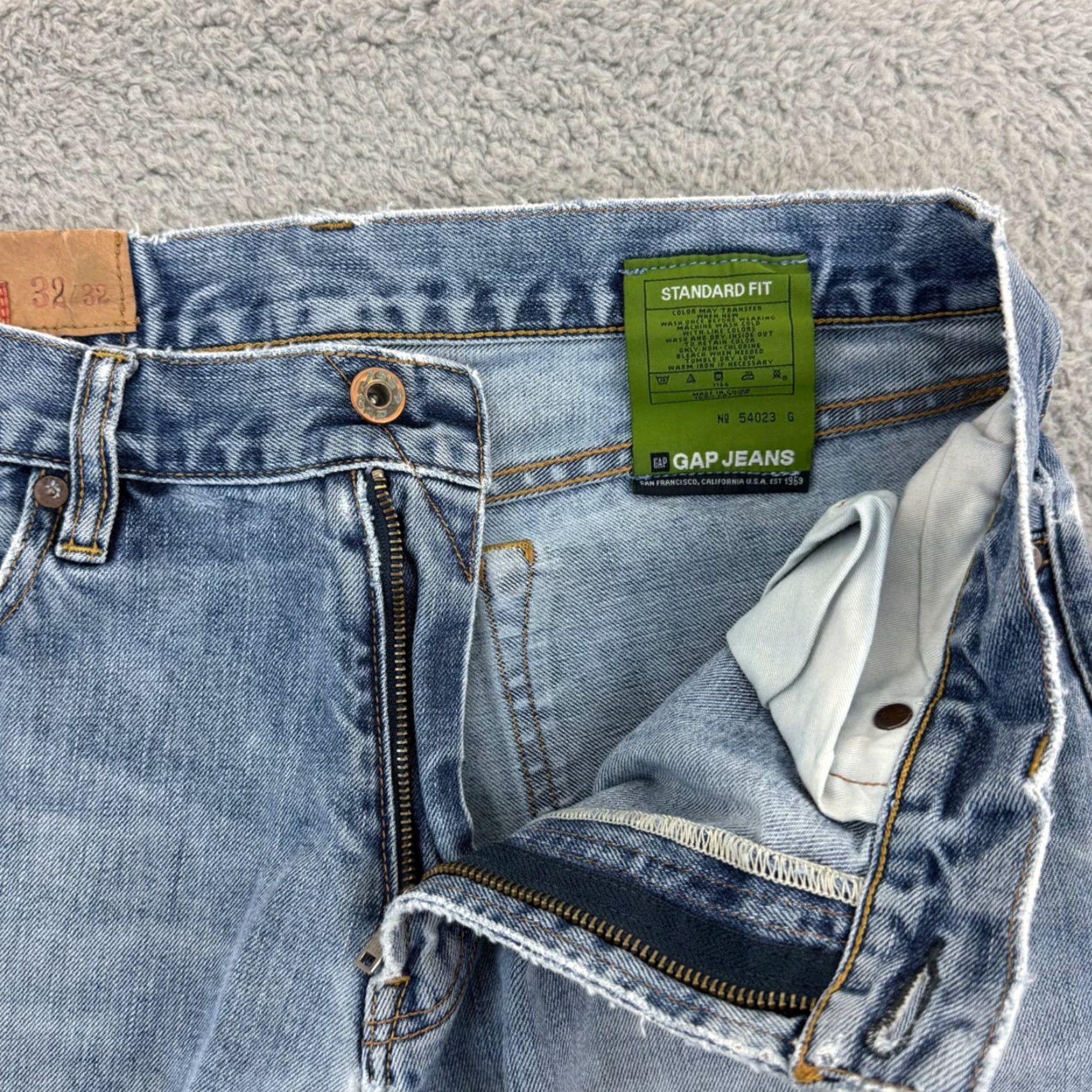 Gap VINTAGE Gap 1969 Jeans Mens 32x32 Blue Straight Leg Relaxed Fit Distressed Denim Size US 32 / EU 48 - 4 Thumbnail