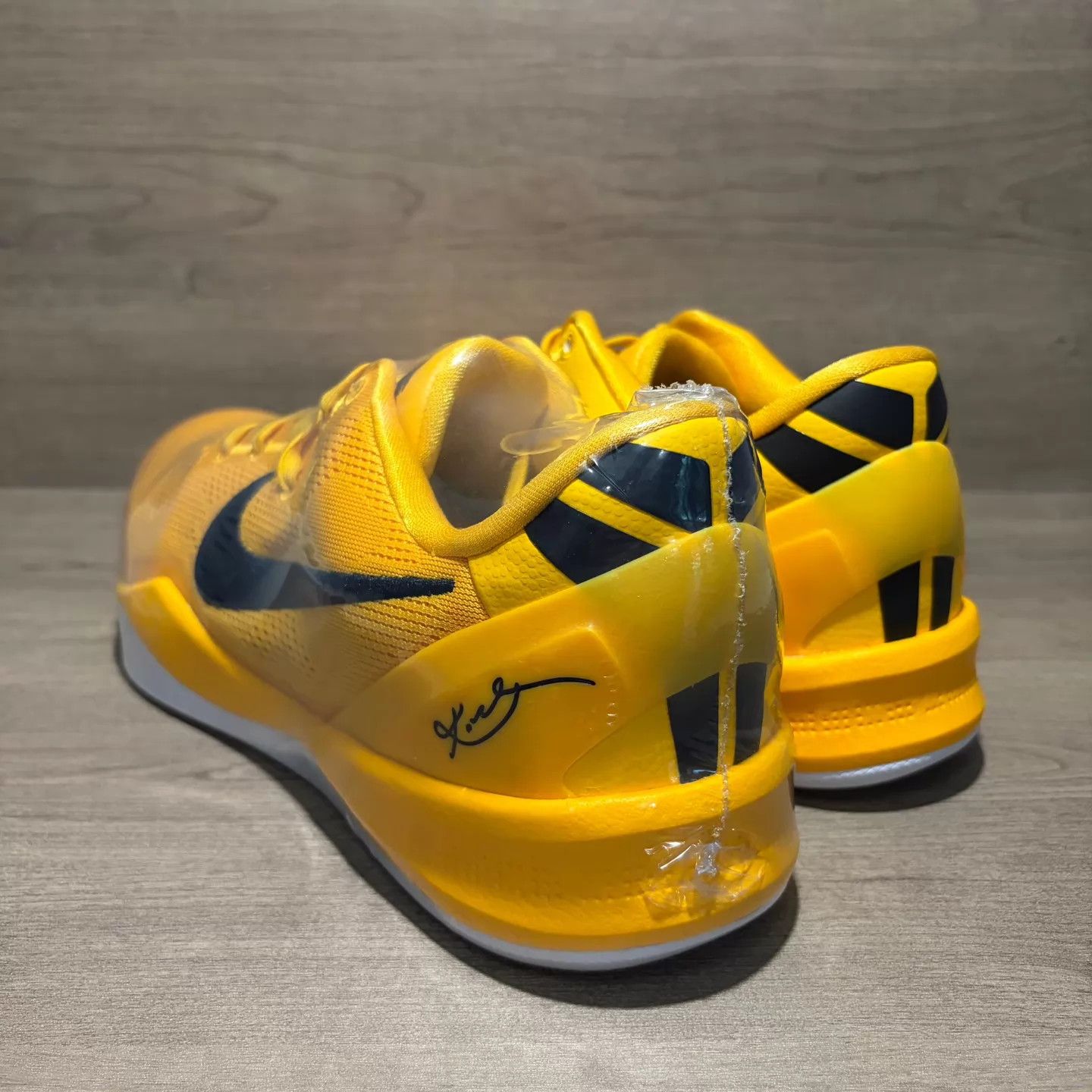 Nike Nike Kobe 8 ZK8 Yellow Black TB 46 Worn Heel No Box Size US 12 / EU 45 - 4 Thumbnail