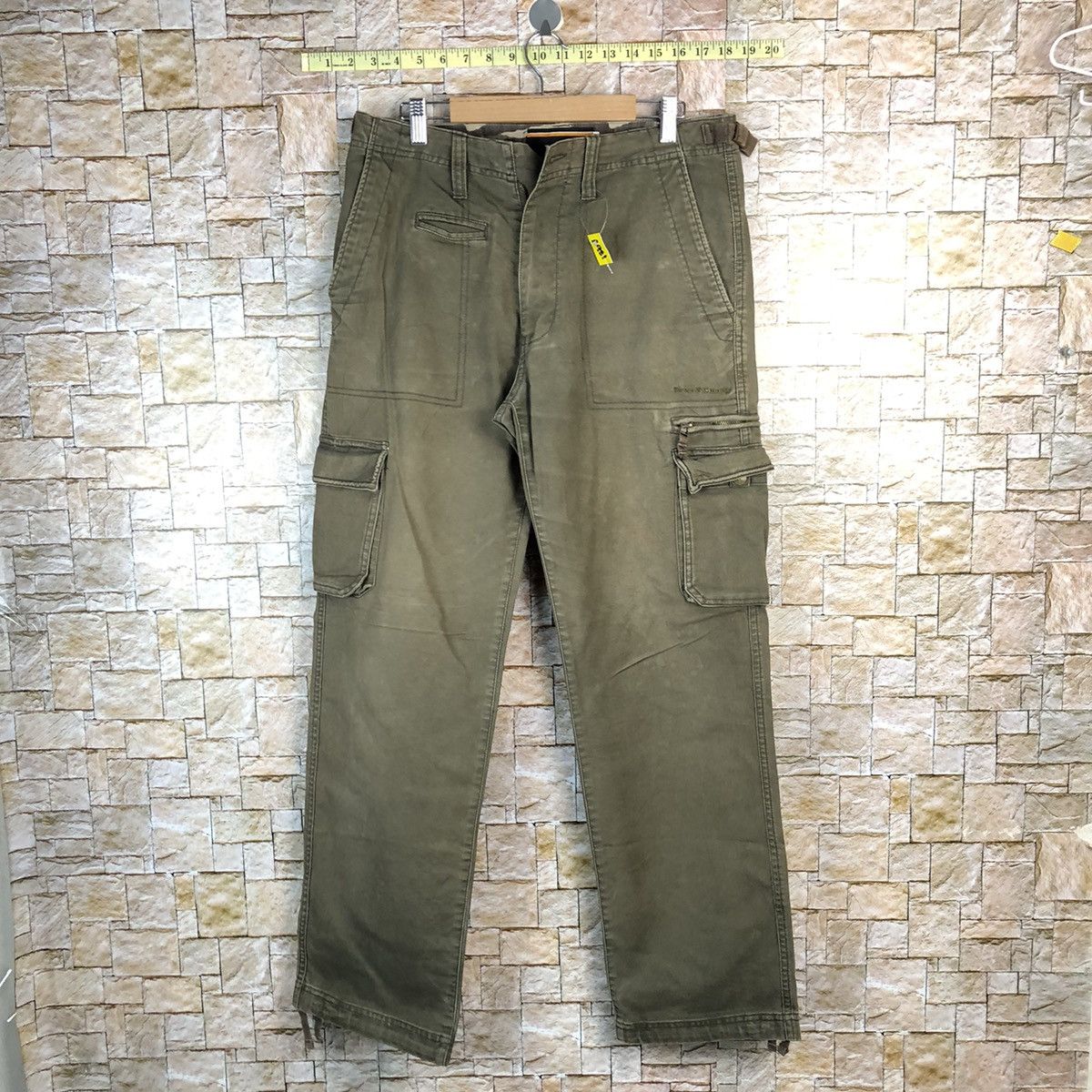 Japanese Brand Town & Country Green Cargo Multipocket Pants #A981 Size US 31 - 1 Thumbnail