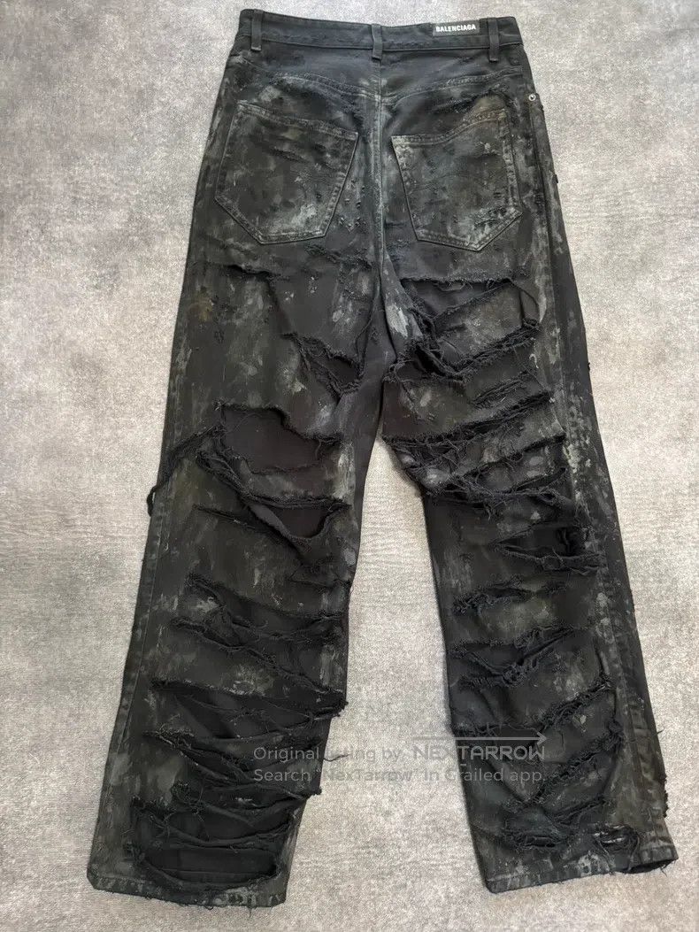 Other Balenciaga size XS Muddy Stain Destroyed Ripped Denim Pant Size US 27 - 1 Thumbnail