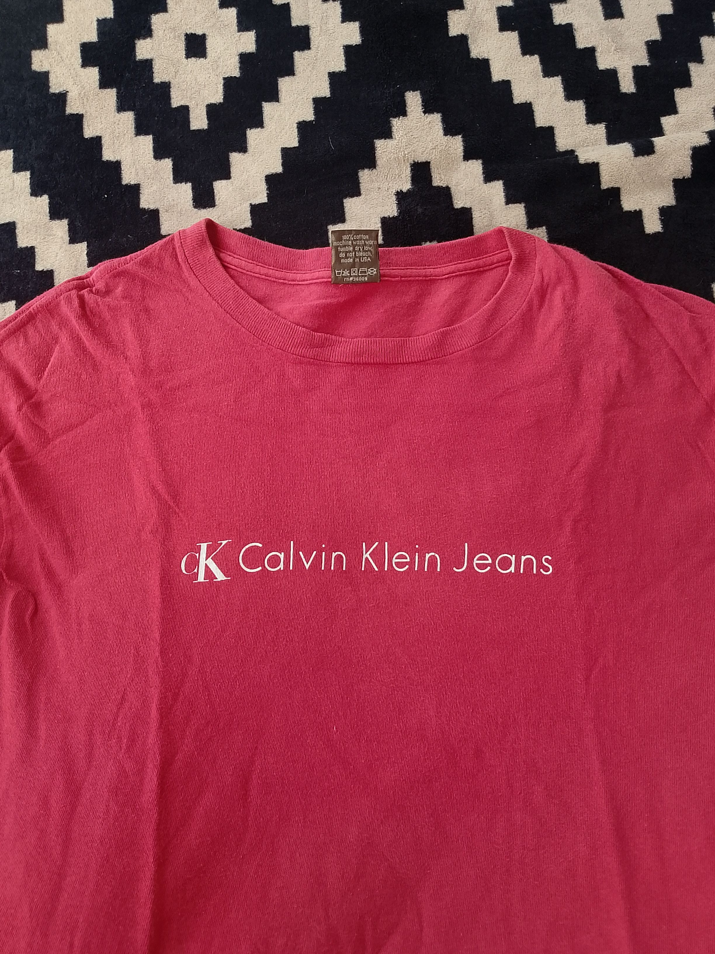Calvin Klein Vintage Early 90s to Y2K Calvin Klein Jeans Fuchsia Boxy Tee Size US M / EU 48-50 / 2 - 3 Thumbnail