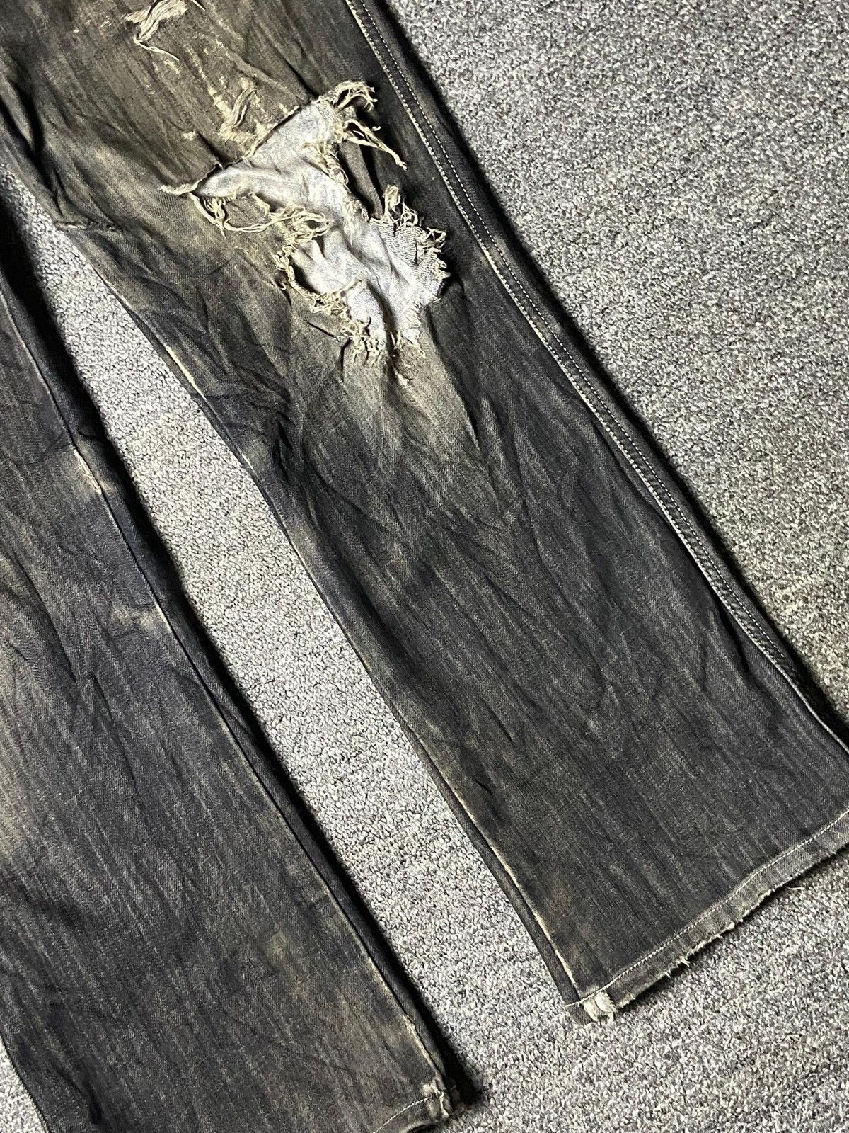 Edwin Edwin 503 x Blue Trip Distressed Ripped Jeans (159) Size US 32 / EU 48 - 11 Thumbnail