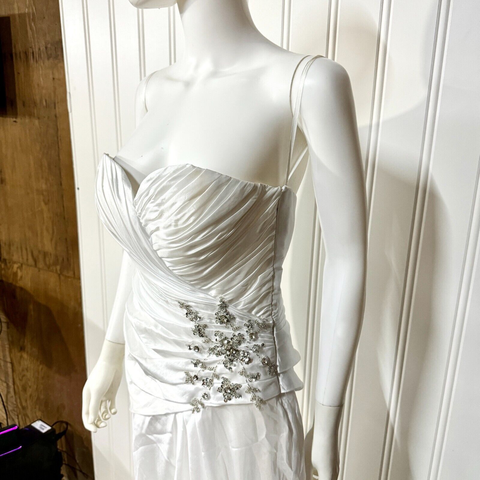 Other Cinderella Wedding GOWN Size M Strapless Gemmed A Line Slim Size M / US 6-8 / IT 42-44 - 7 Thumbnail