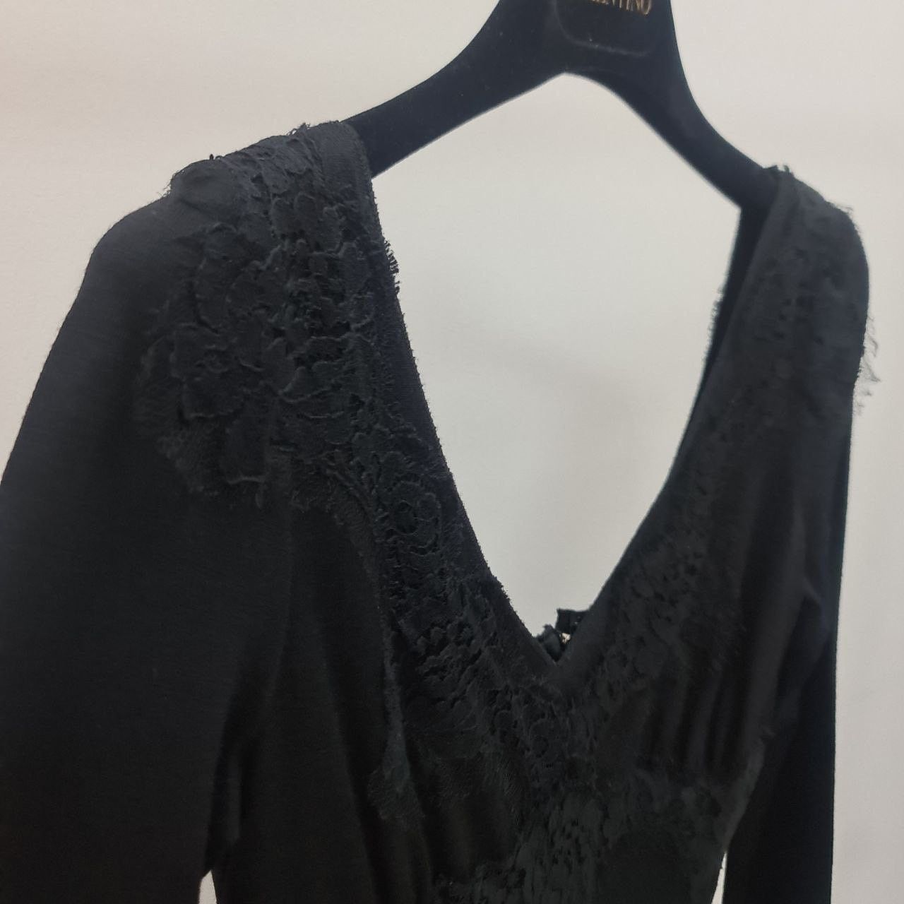 Dolce & Gabbana Dolce & Gabbana Black Fitted Lace Dress Sz.40 Size S / US 4 / IT 40 - 6 Thumbnail