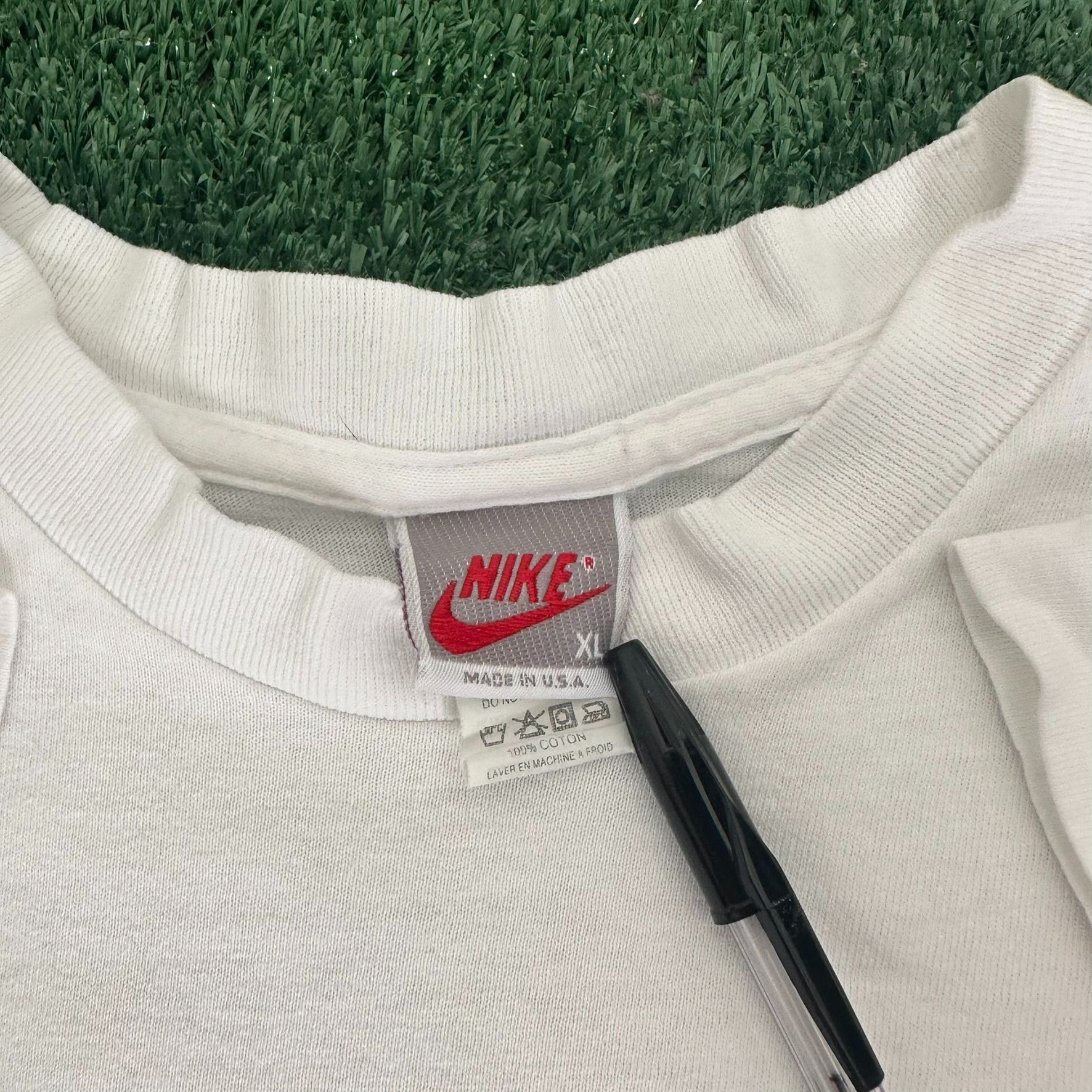 Nike Vintage 90s Nike Basketball Camp T-Shirt Center Swoosh Logo Size US L / EU 52-54 / 3 - 5 Thumbnail