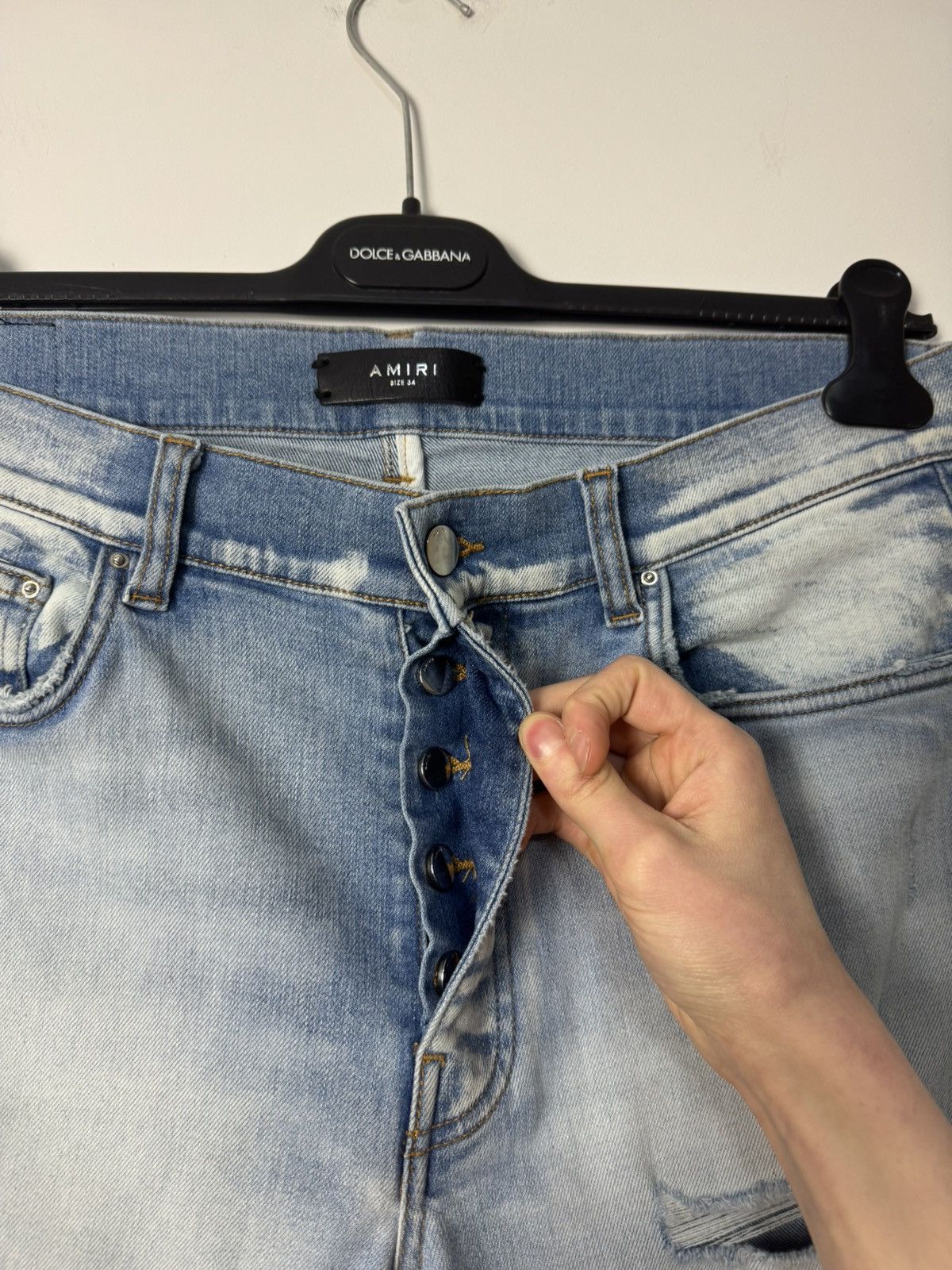 Amiri Amiri Light Washed Blue MX1 Logo Jeans Luxury Designer Size US 34 / EU 50 - 8 Thumbnail