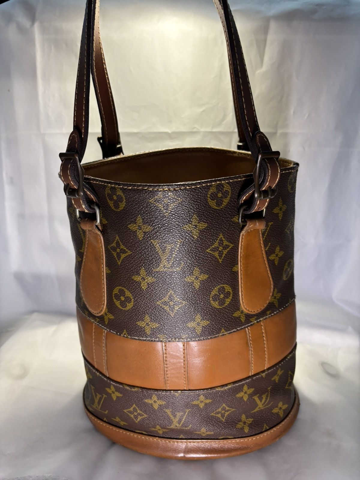 Louis Vuitton Vintage Louis Vuitton Bucket Size ONE SIZE - 1 Thumbnail