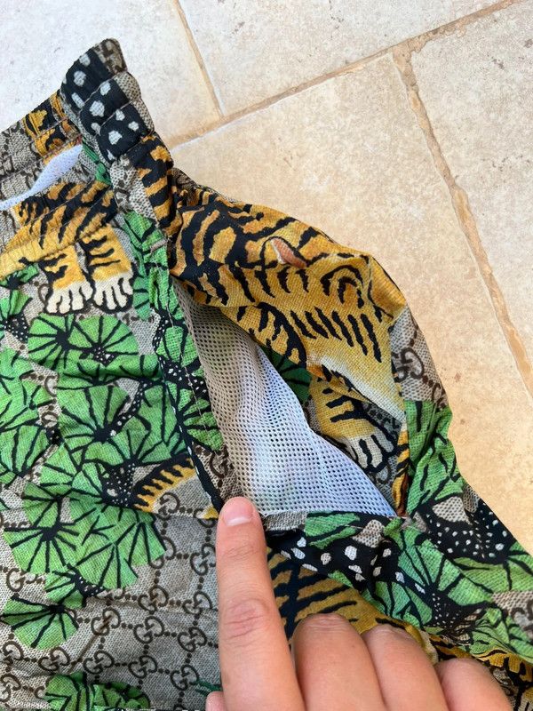 Gucci Gucci Bengal Tiger Swimming Shorts Size US 38 / EU 54 - 6 Thumbnail