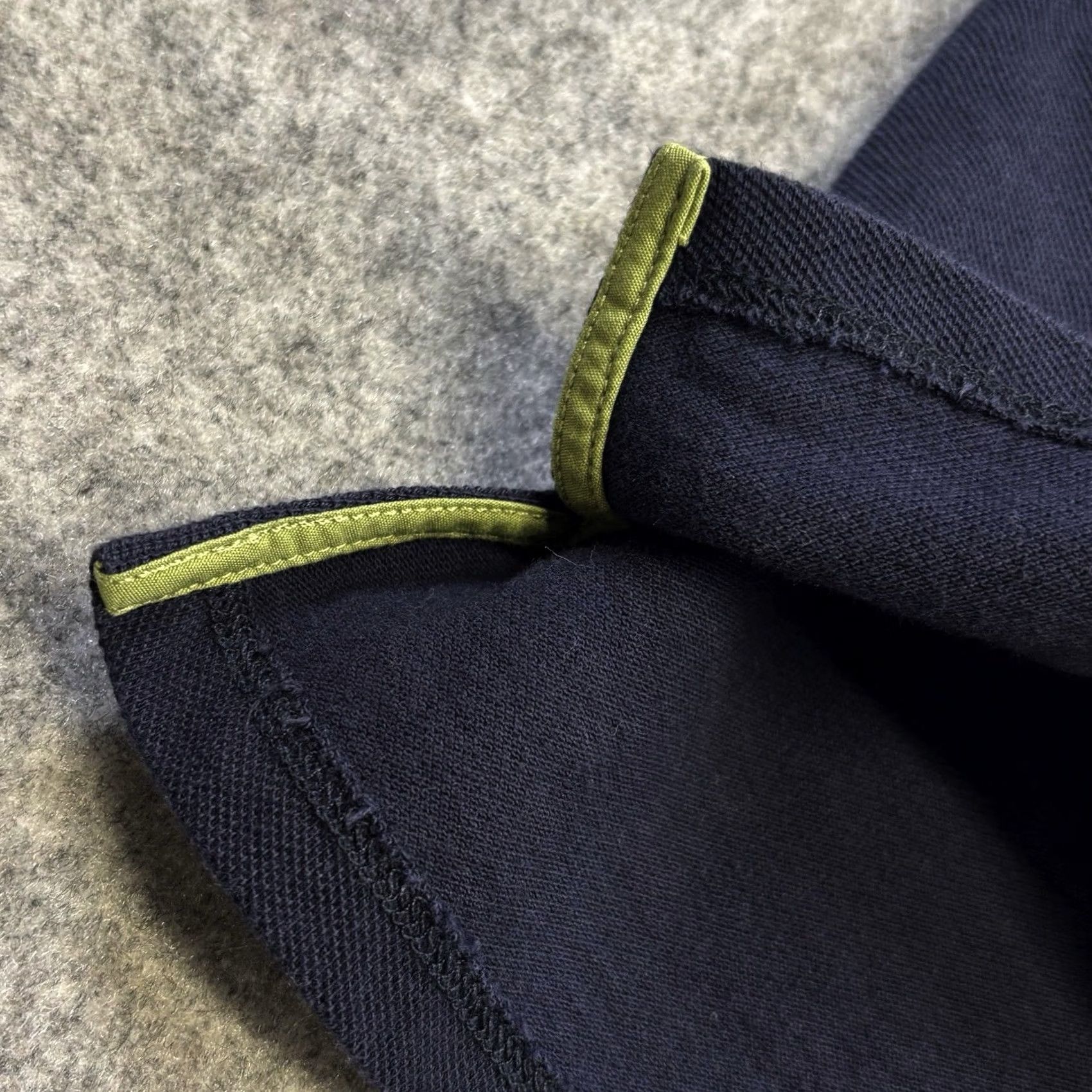 Oliver Sweeney VINTAGE Oliver Sweeney Polo Shirt XL Long Sleeve Navy Men’s Top Pre Loved Size US XL / EU 56 / 4 - 4 Thumbnail