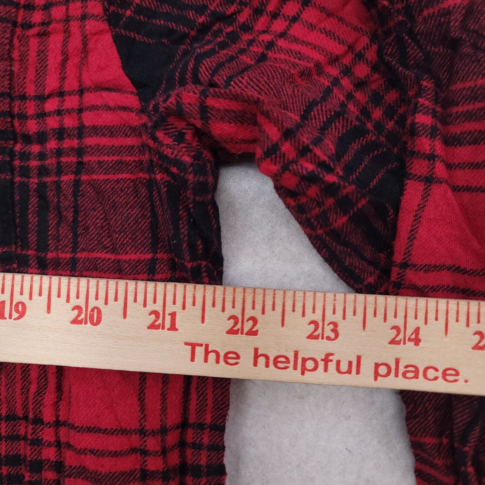 Croft & Barrow Croft & Barrow Tartan Flannel Shirt Mens Size L Red Black Size US L / EU 52-54 / 3 - 8 Thumbnail