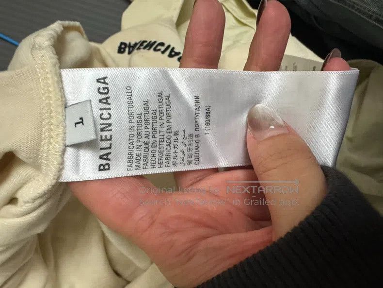 Balenciaga Balenciaga Light Yellow Two-Piece Long Sleeve T-Shirt Size US S / EU 44-46 / 1 - 8 Thumbnail