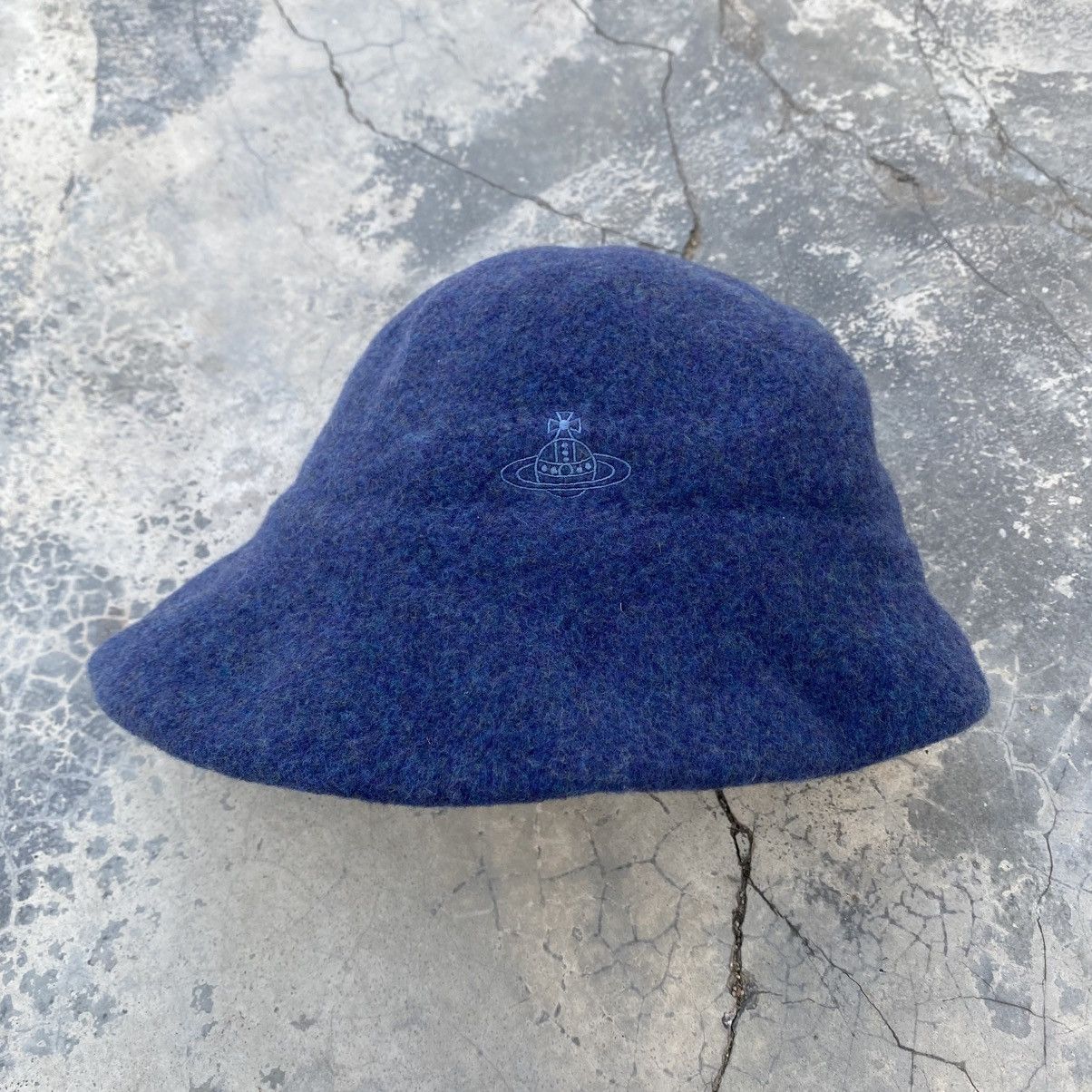 Vivienne Westwood 2 pieces Archives VIVIENNE WESTWOOD Wool Hats Size ONE SIZE - 7 Thumbnail