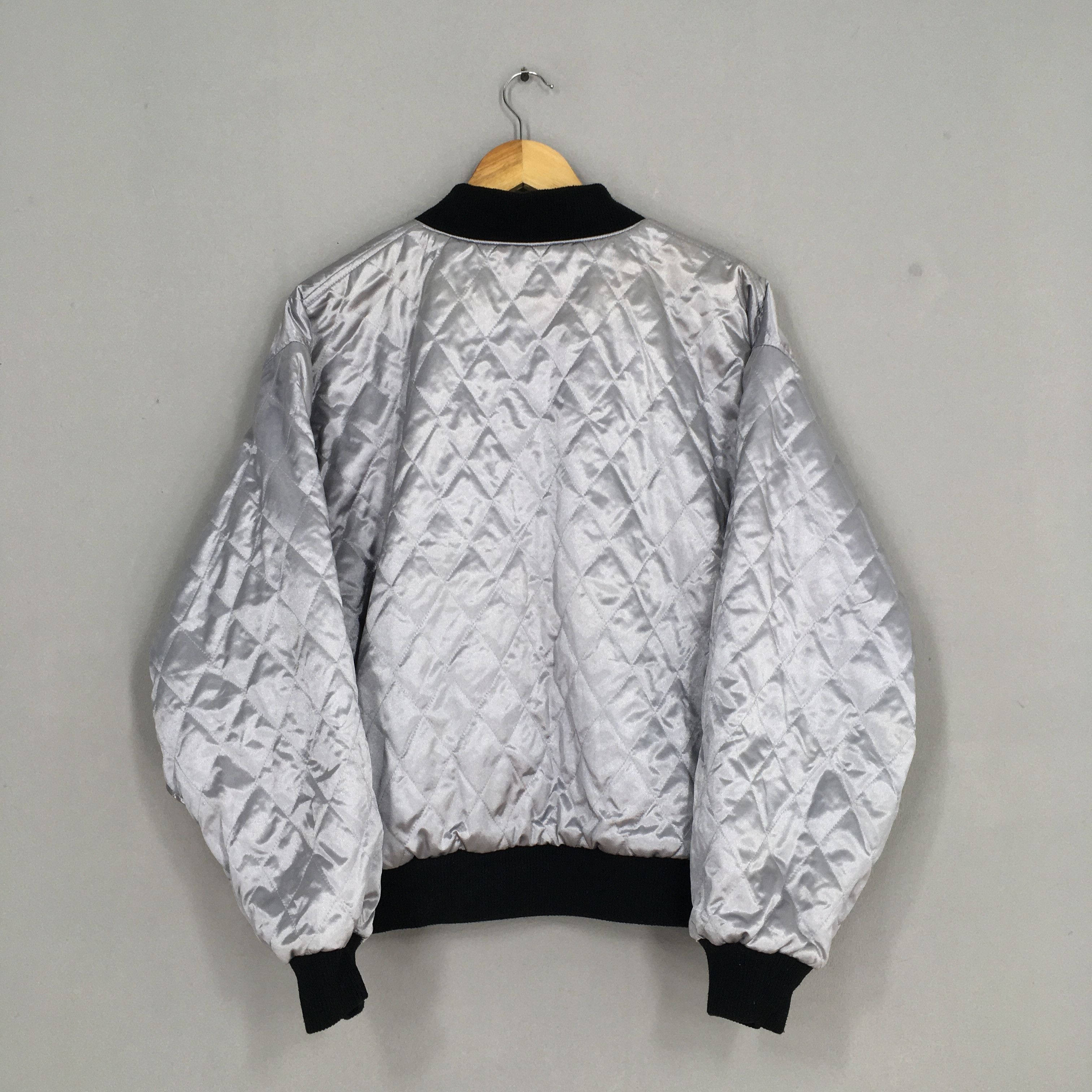 Adidas Vintage Adidas Trefoil Overprint Jacket Warmer Large Size US L / EU 52-54 / 3 - 11 Thumbnail