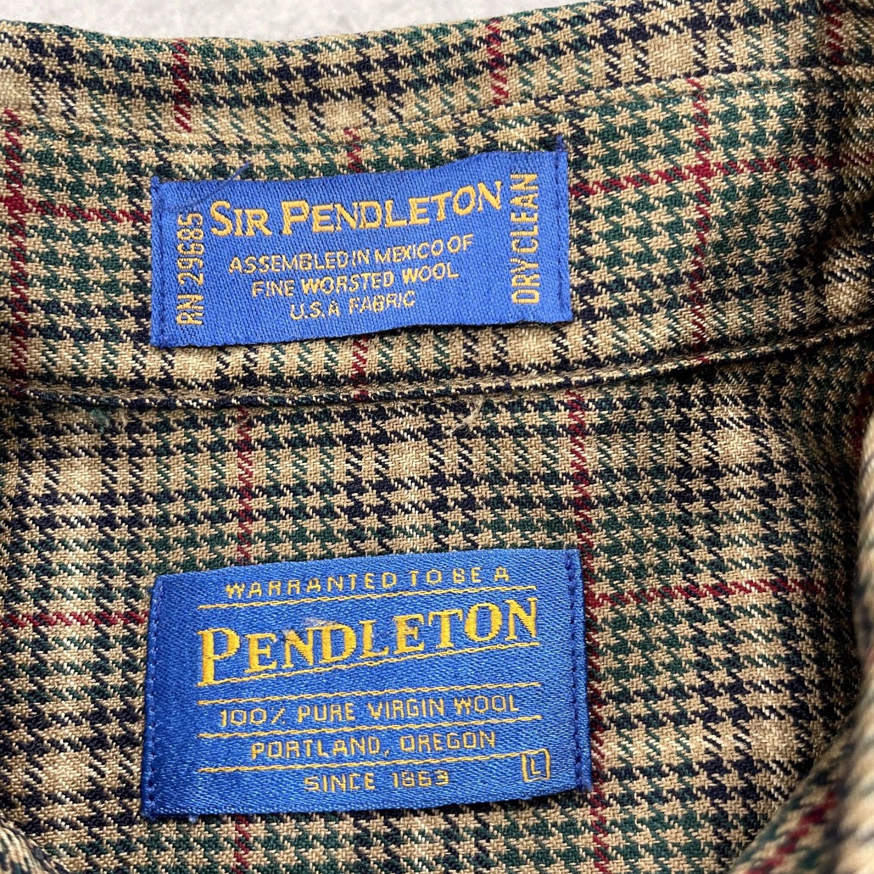 Pendleton VINTAGE Pendleton Shirt Mens Large Brown Plaid 100% Pure Virgin Wool Flannel 90s Size US L / EU 52-54 / 3 - 4 Thumbnail