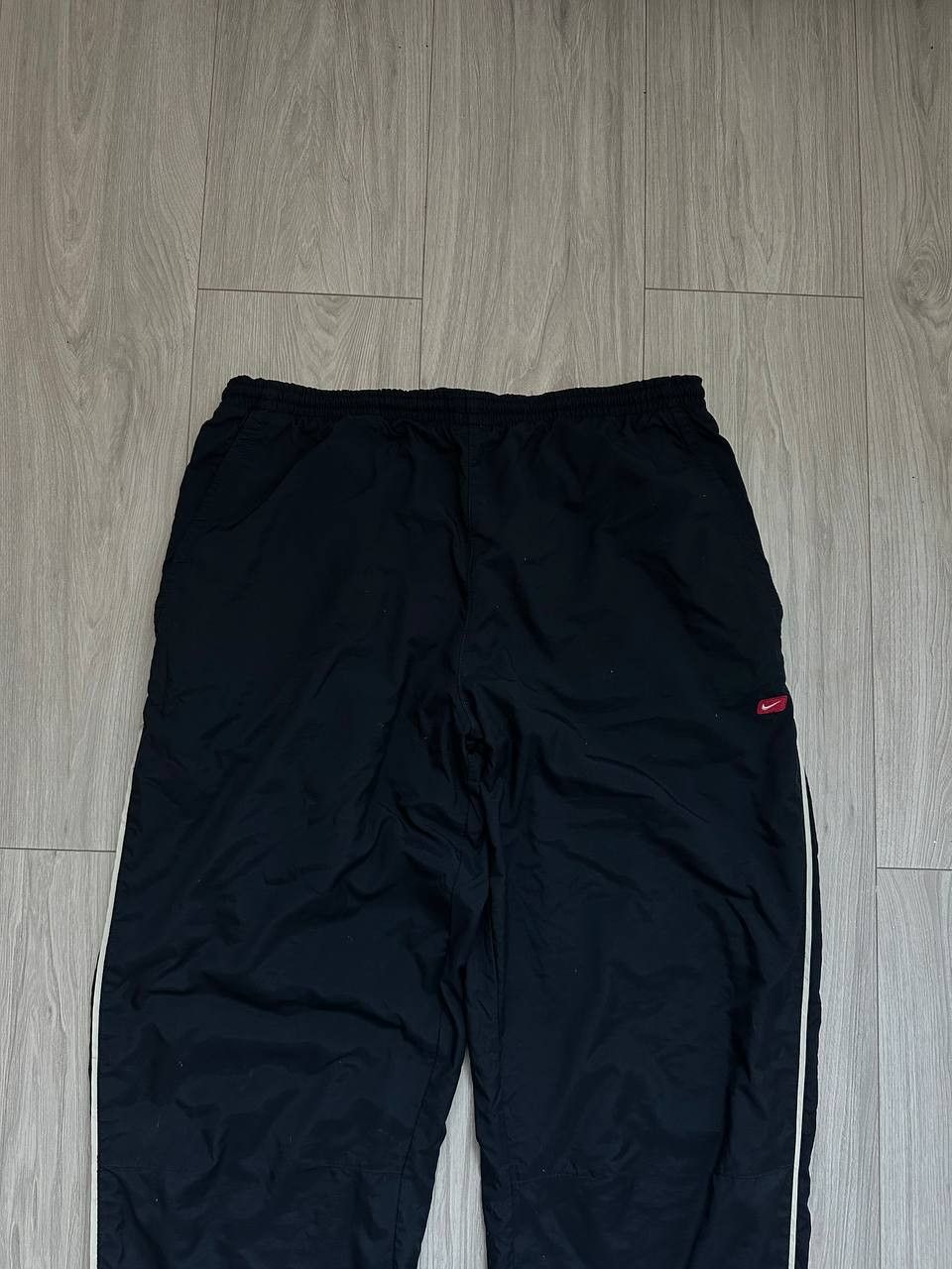 Nike Nike Vintage Mens Nylon Pants Size US 36 / EU 52 - 2 Thumbnail