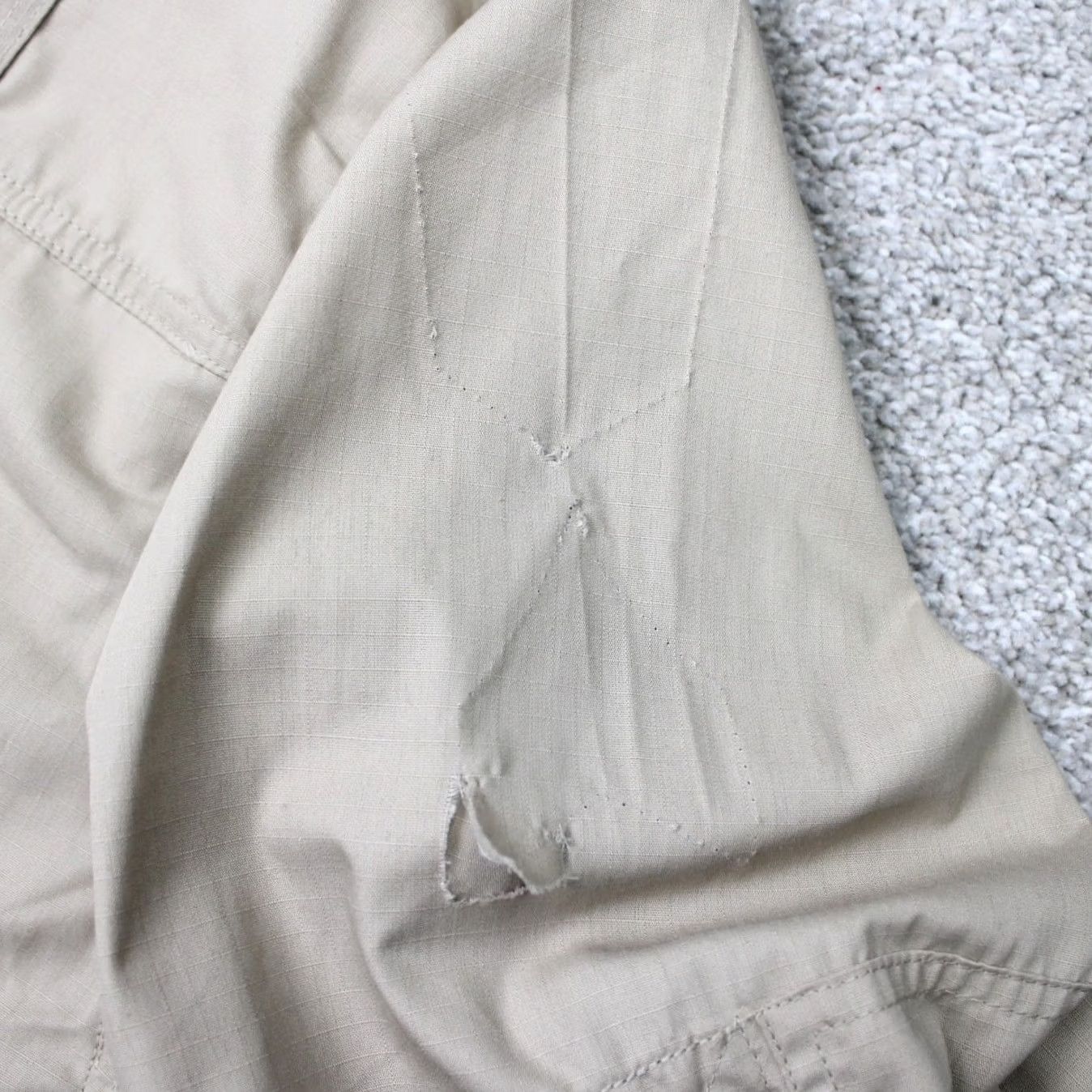 Propper Propper Shirt Mens 2XL Beige Button-Up Long Sleeve Casual Workwear Navy? Size US XXL / EU 58 / 5 - 7 Thumbnail