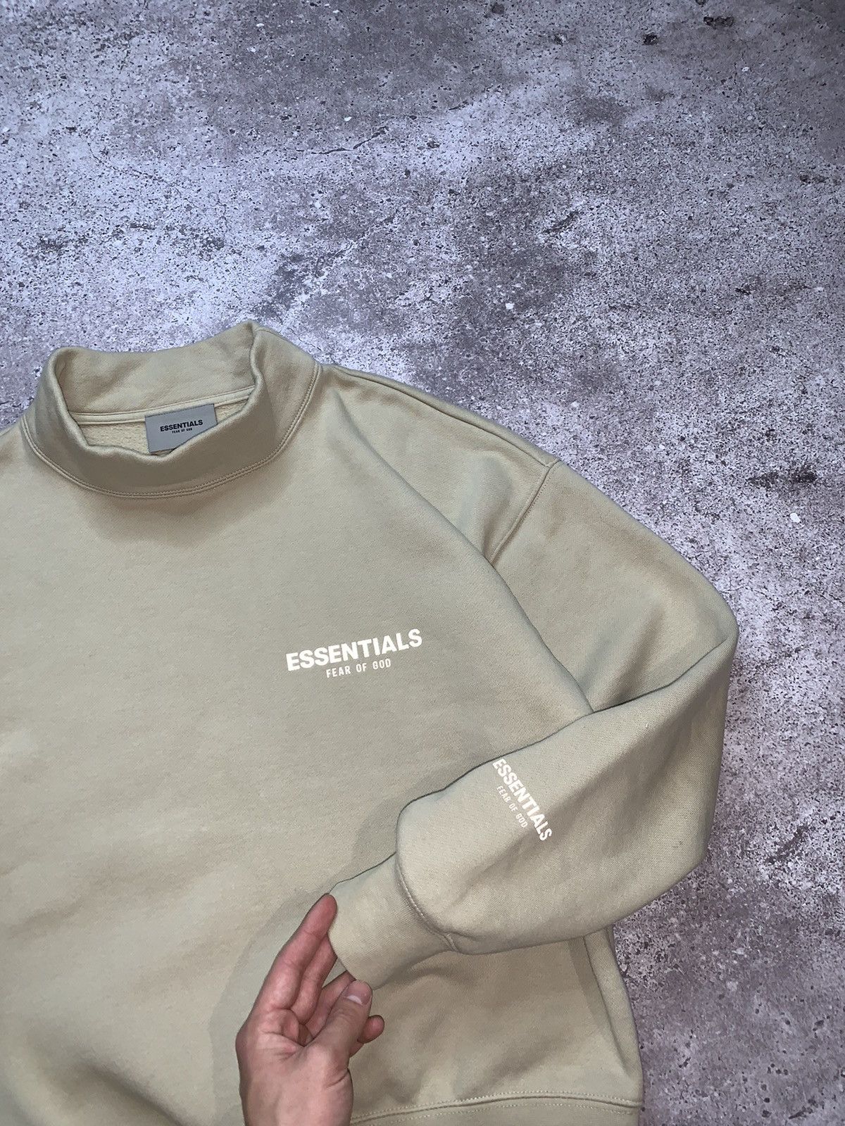 Fear of God Fear of God Essentials Mock Neck Sweatshirt Size US XS / EU 42 / 0 - 2 Thumbnail