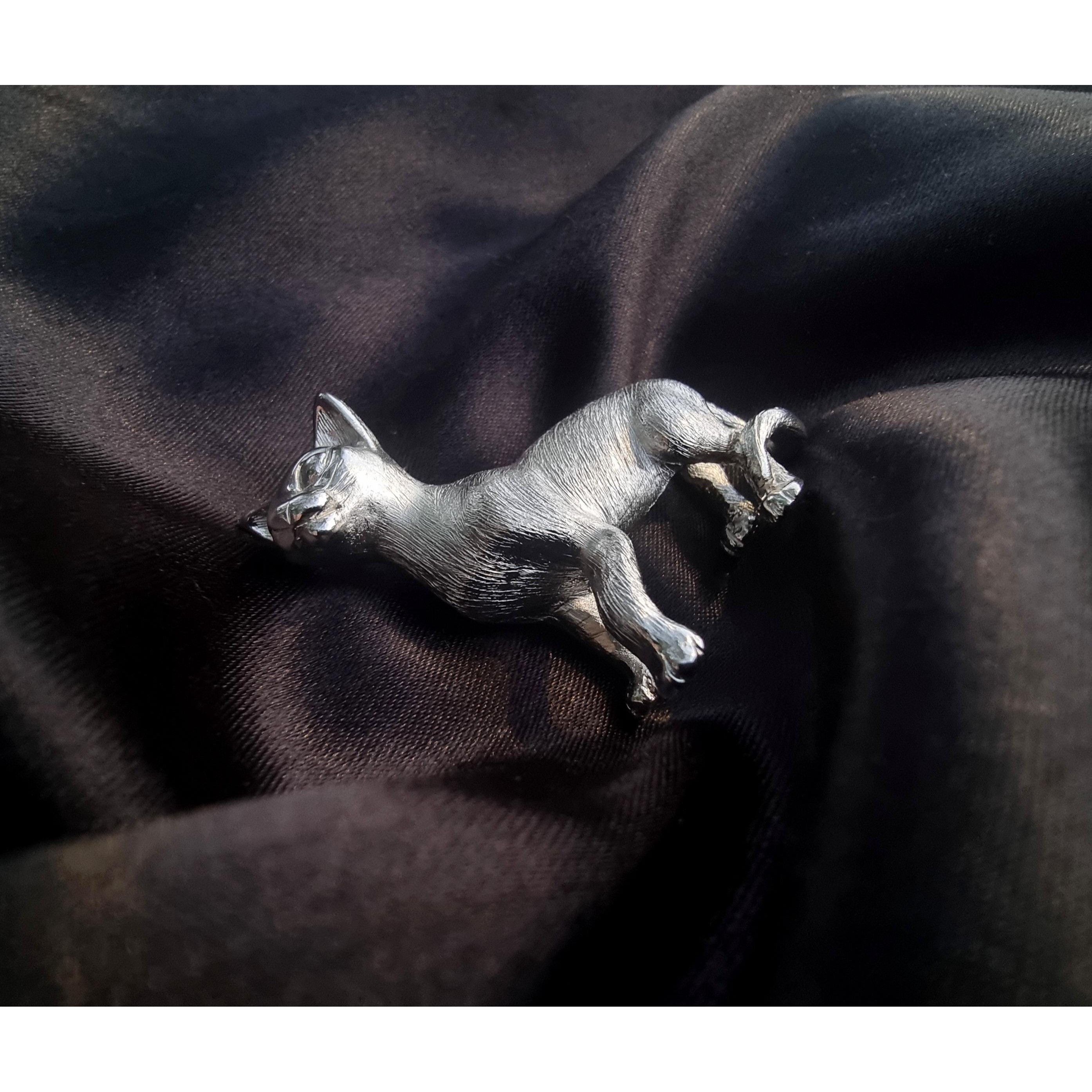 Other Rare Find Vintage TRIFARI CROWN 1960s Signed Silver Toned Ca Size ONE SIZE - 3 Thumbnail