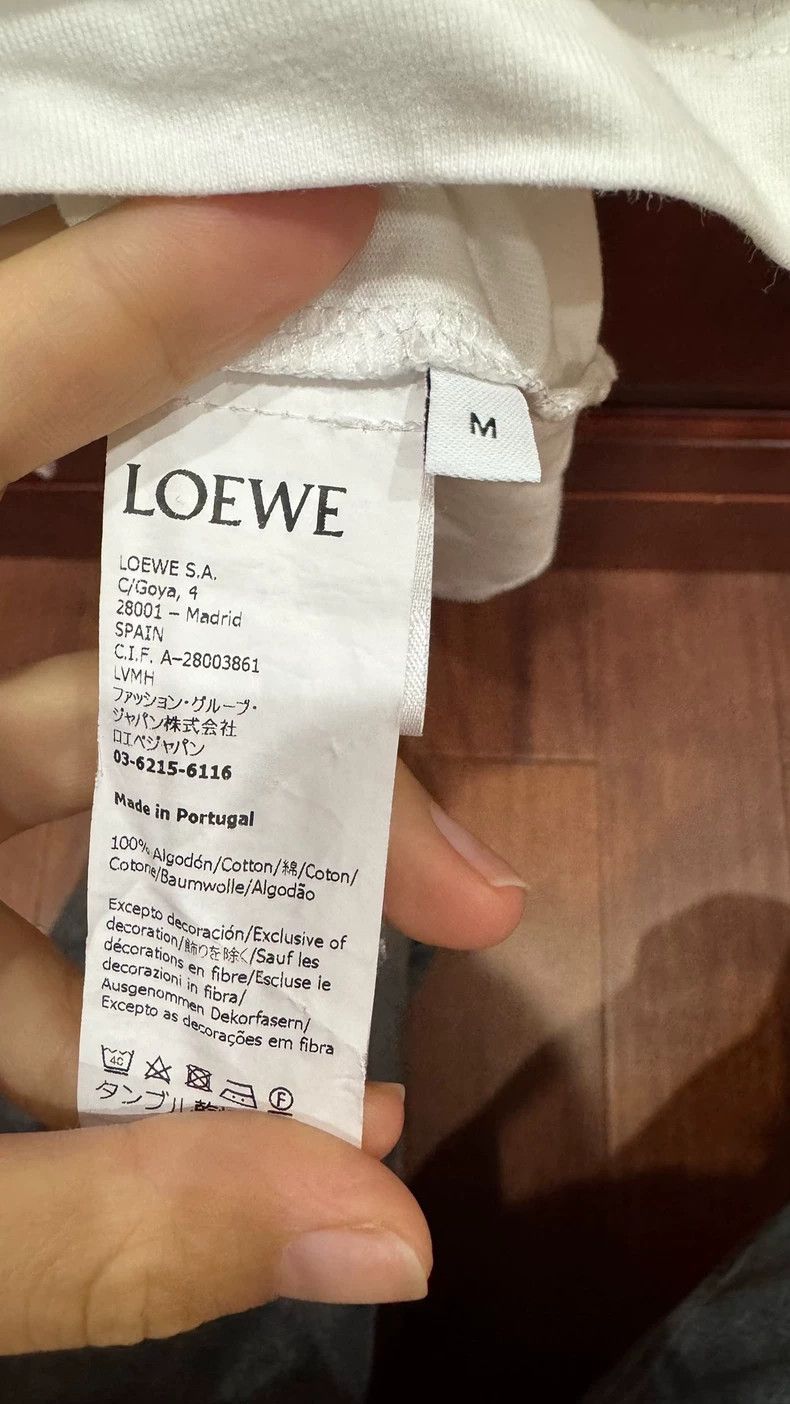 Loewe LOEWE Short sleeves with embroidered logo on the back Size M / US 6-8 / IT 42-44 - 4 Thumbnail