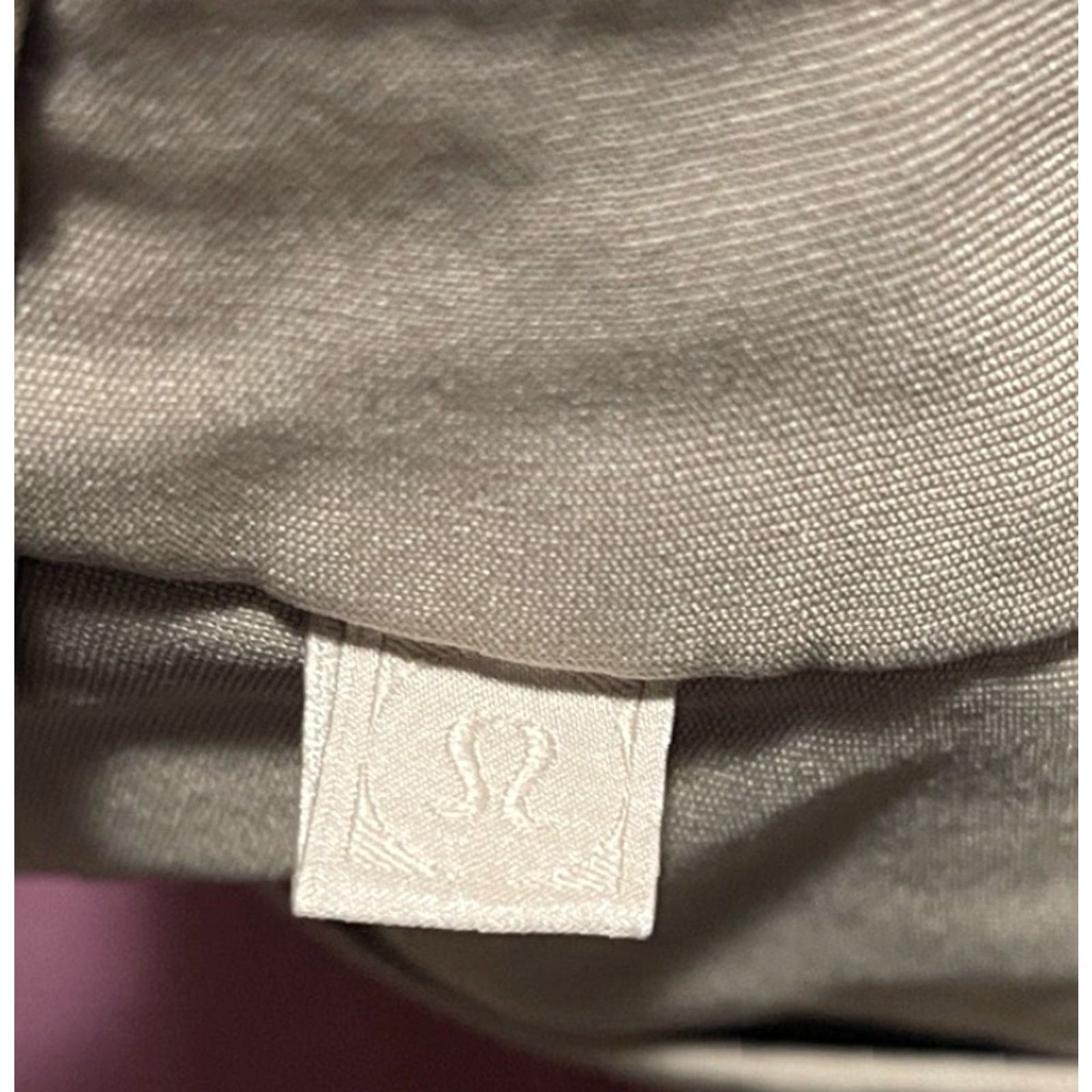 Lululemon Lululemon Commission Short Relaxed 11” Warpstreme Khaki Men’s SZ 33 Size US 33 - 6 Thumbnail
