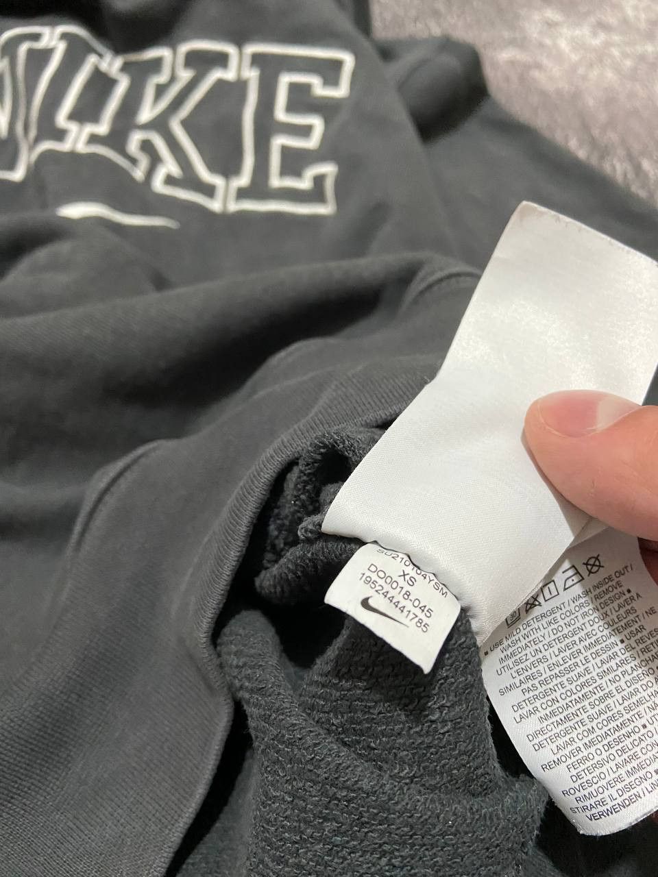 Nike Vintage Nike big logo Y2K distressed faded hoodie Size US XS / EU 42 / 0 - 6 Thumbnail