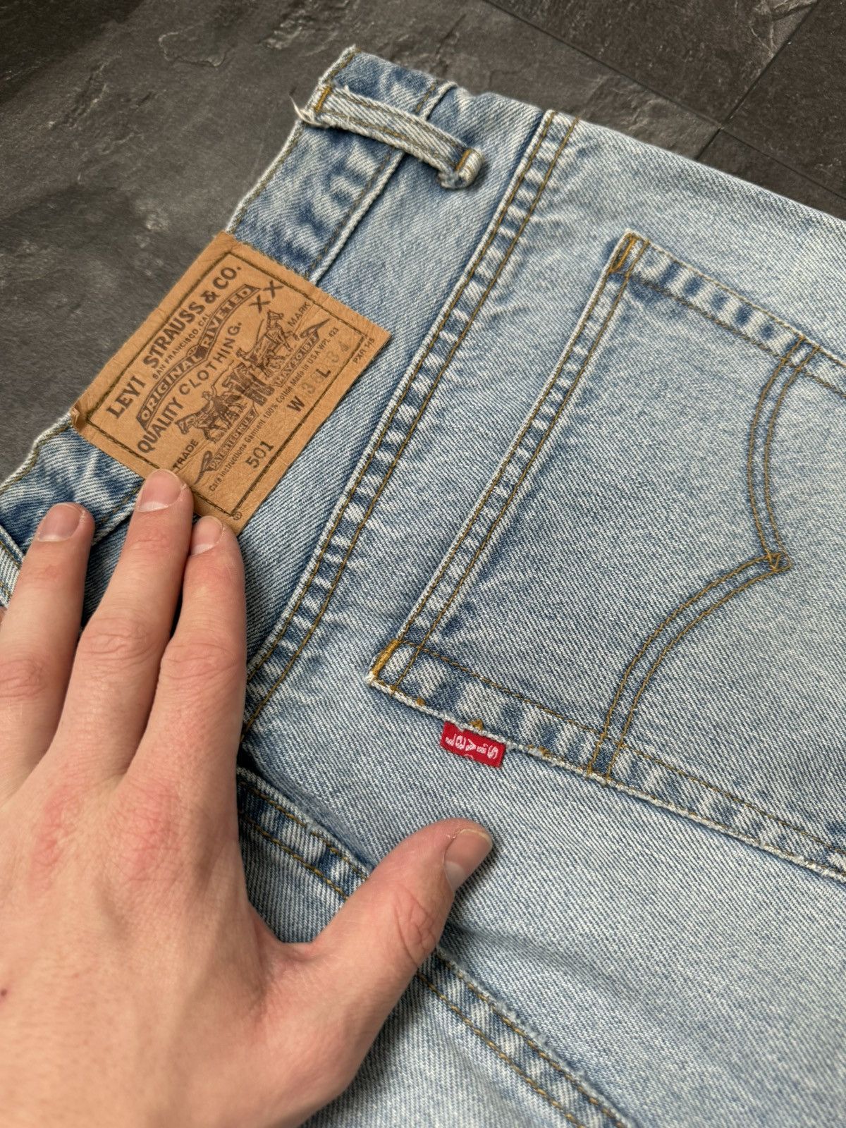 Levi's × Vintage Vintage Levi’s made in USA blue denim jeans Size US 36 / EU 52 - 3 Thumbnail