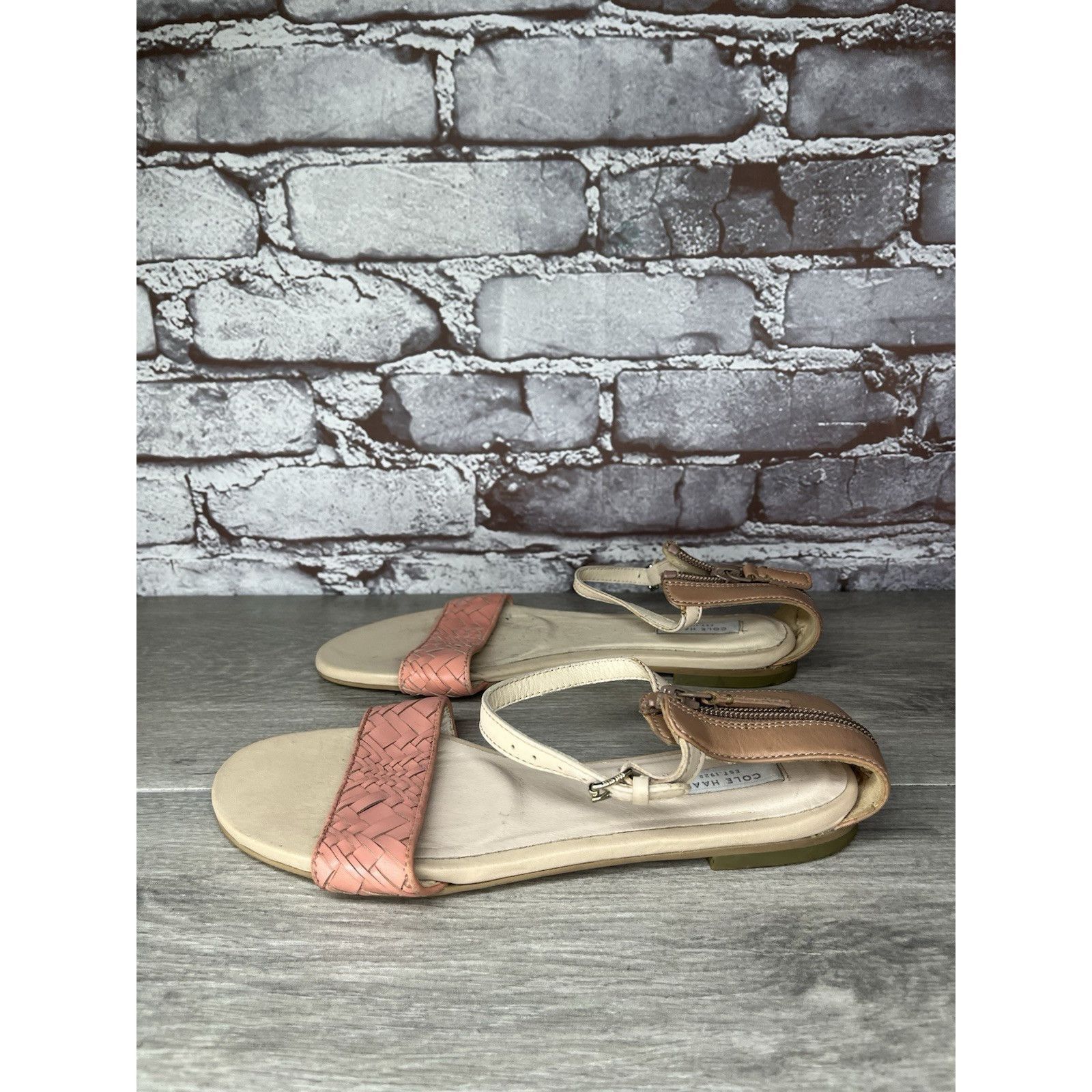 Cole Haan Cole Haan Salmon Pink Leather Back Zip Flat Strap Sandals Wo Size US 6.5 / IT 36.5 - 17 Thumbnail