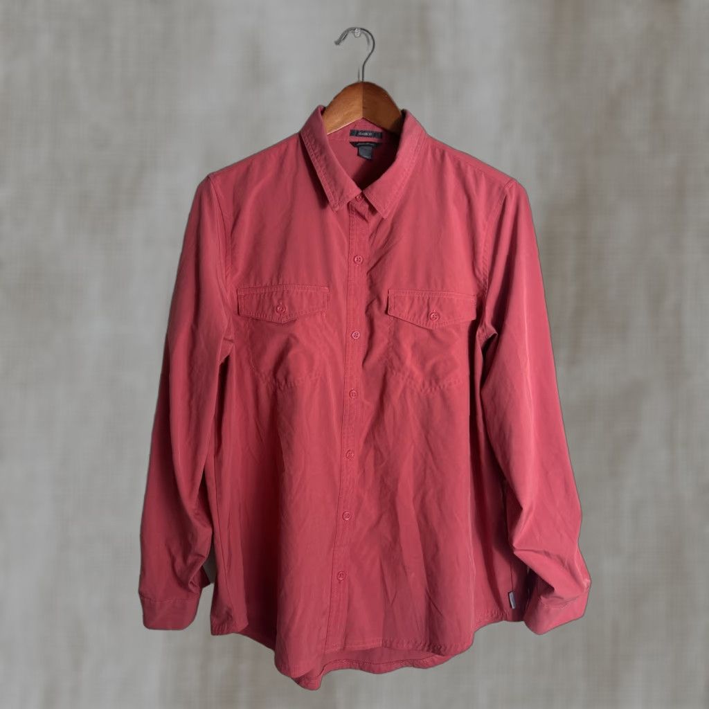 Eddie Bauer VINTAGE Eddie Bauer Women's Departure 2.0 Long-Sleeve Shirt Pink Large Women’s Shirt Button-Up Women Womens Large Pink Shirt 1586163 Size L / US 10 / IT 46 - 1 Thumbnail