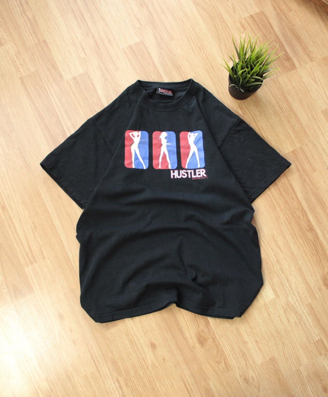 Vintage 🔥 Vintage Hustler Magazine Porn Star Hook Ups Y2K Girl Size US M / EU 48-50 / 2 - 1 Thumbnail