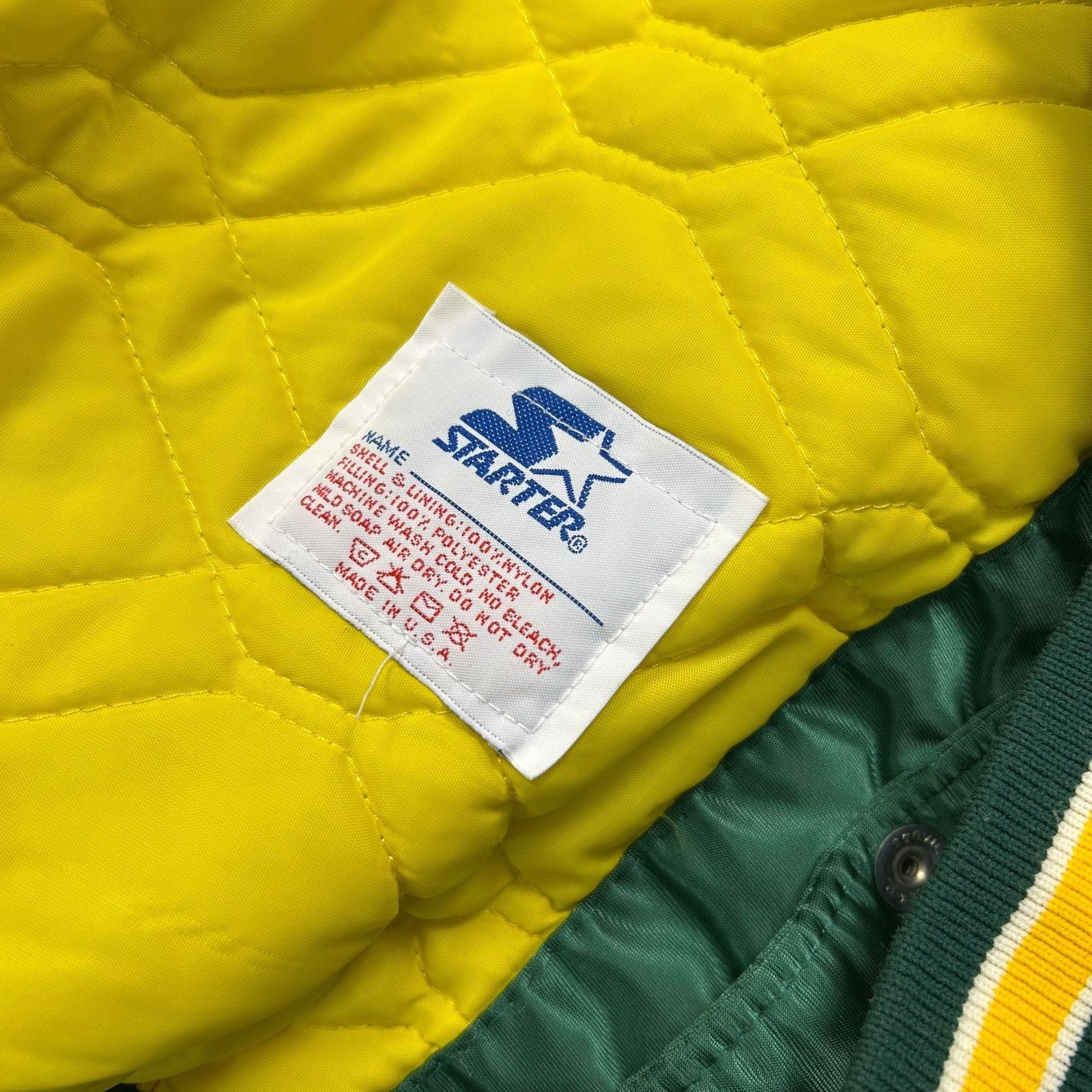 MLB VTG 90s OAKLAND ATHLETICS A's STARTER SATIN JACKET BIG LOGO Size US L / EU 52-54 / 3 - 7 Thumbnail
