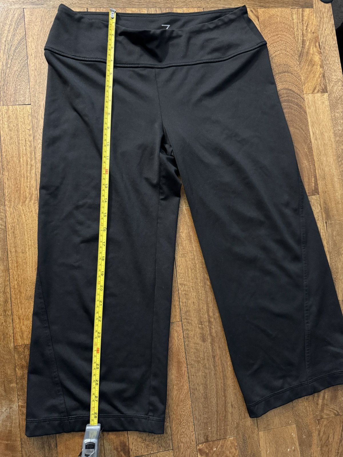 Nordstrom Zella Black Capri Leggings Womens M Athletic Size 30" / US 8 / IT 44 - 4 Thumbnail