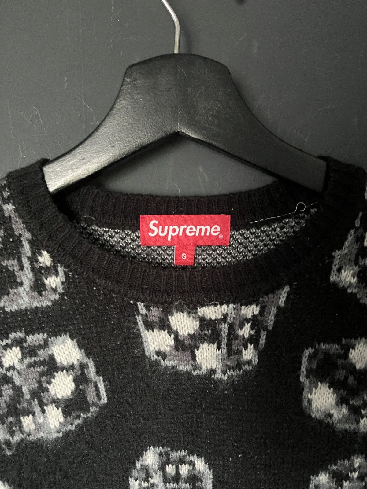 Supreme Ik FW22 Supreme Dice Crewneck Sweater Size Small Size US S / EU 44-46 / 1 - 6 Thumbnail
