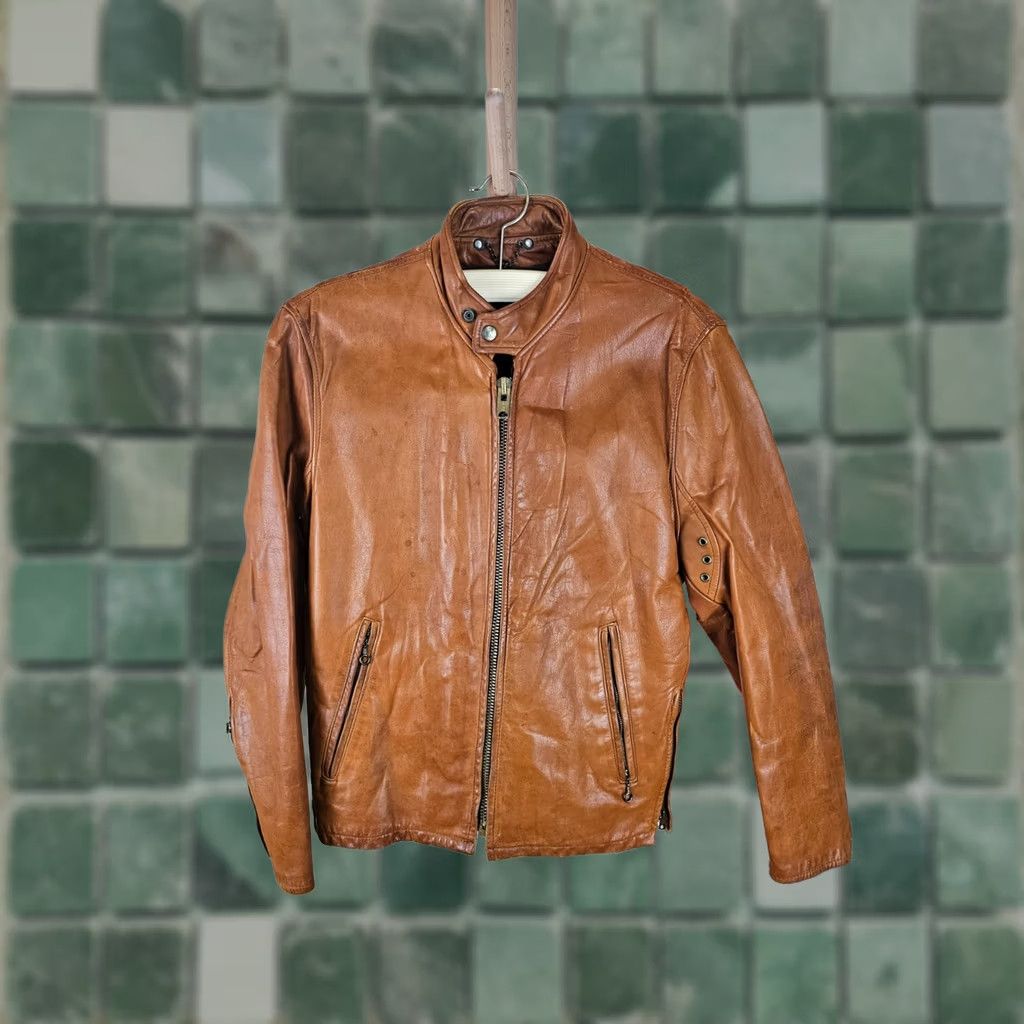 Schott VINTAGE UNBRANDED Brown MOTORCYCLE LEATHER JACKET SZ 38 Mens Jersey 60's 20 INCH Chest 24 INCH Shoulder to Cuff 25 INCH Top to Bottom Size US XXS / EU 40 - 1 Thumbnail