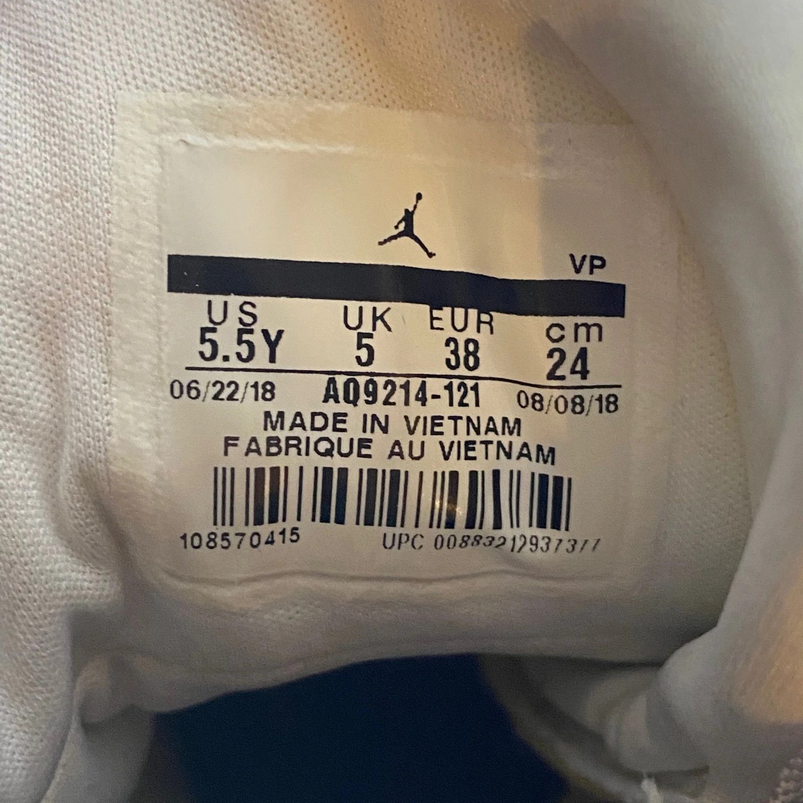Jordan Brand Nike Air Jordan Max Aura 11 white black patent leather Size US 8 / IT 38 - 10 Thumbnail