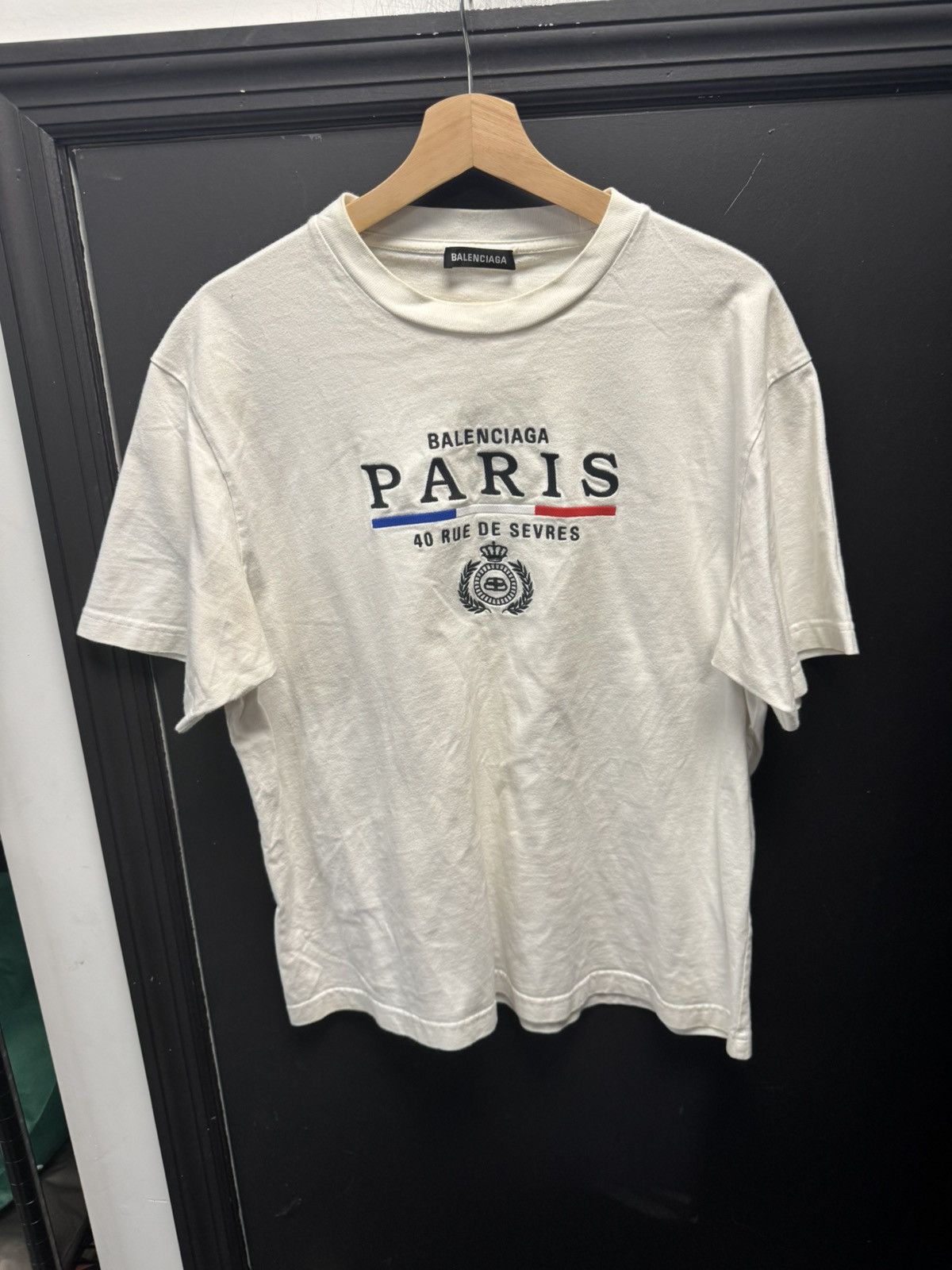 Balenciaga Balenciaga Paris Laurel Embroidered Logo Tee White Size US M / EU 48-50 / 2 - 1 Thumbnail