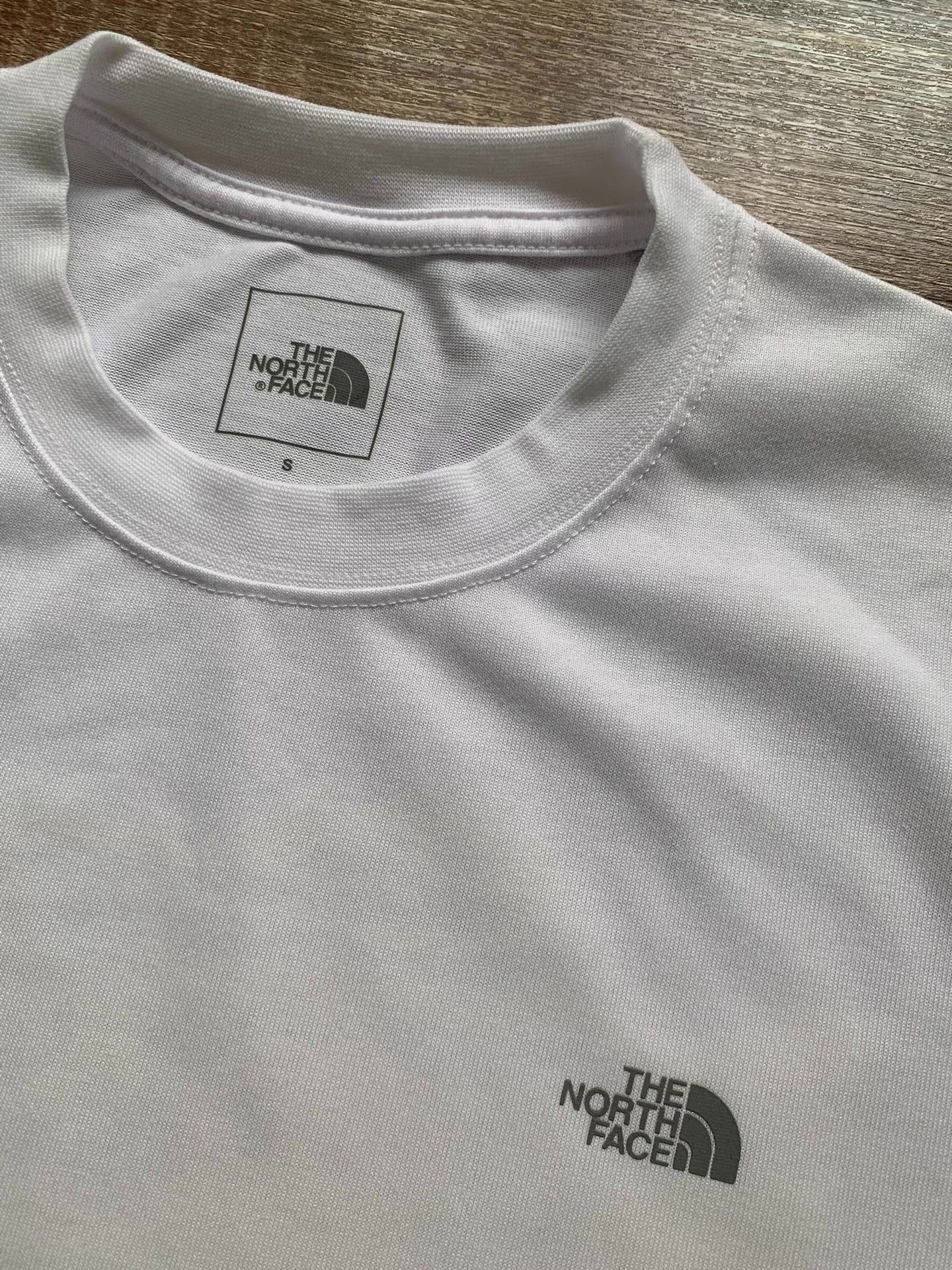 The North Face THE NORTH FACE Stainless Steel Monkey Magic T-shirt Ｑ22 Size US M / EU 48-50 / 2 - 3 Thumbnail