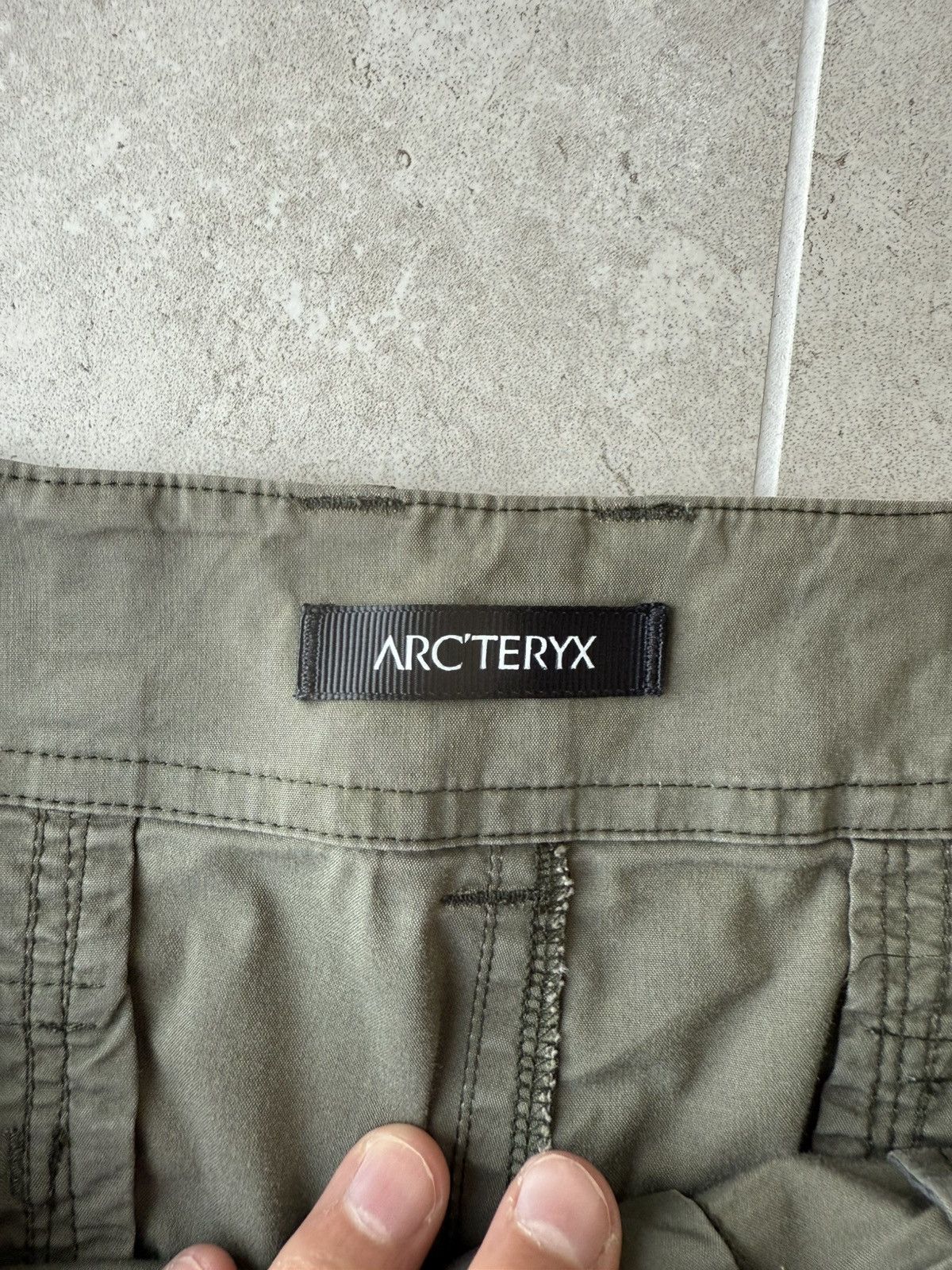 Arc'teryx Arcteryx Stowe Cargo Shorts Size US 34 / EU 50 - 6 Thumbnail