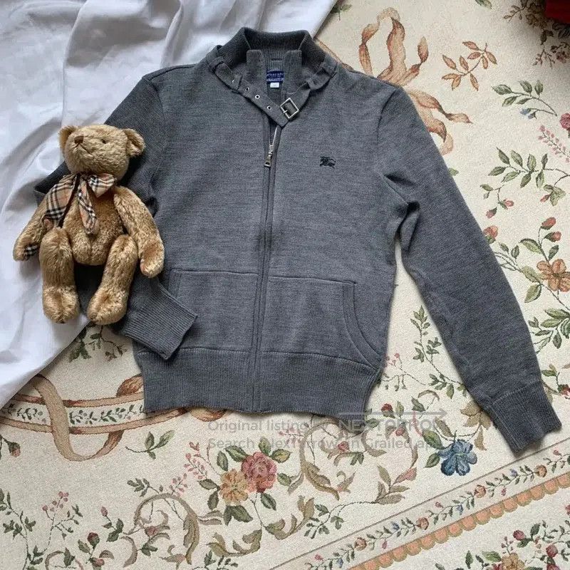 Burberry Burberry Gray Wool Women's Cardigan. Size M / US 6-8 / IT 42-44 - 1 Thumbnail