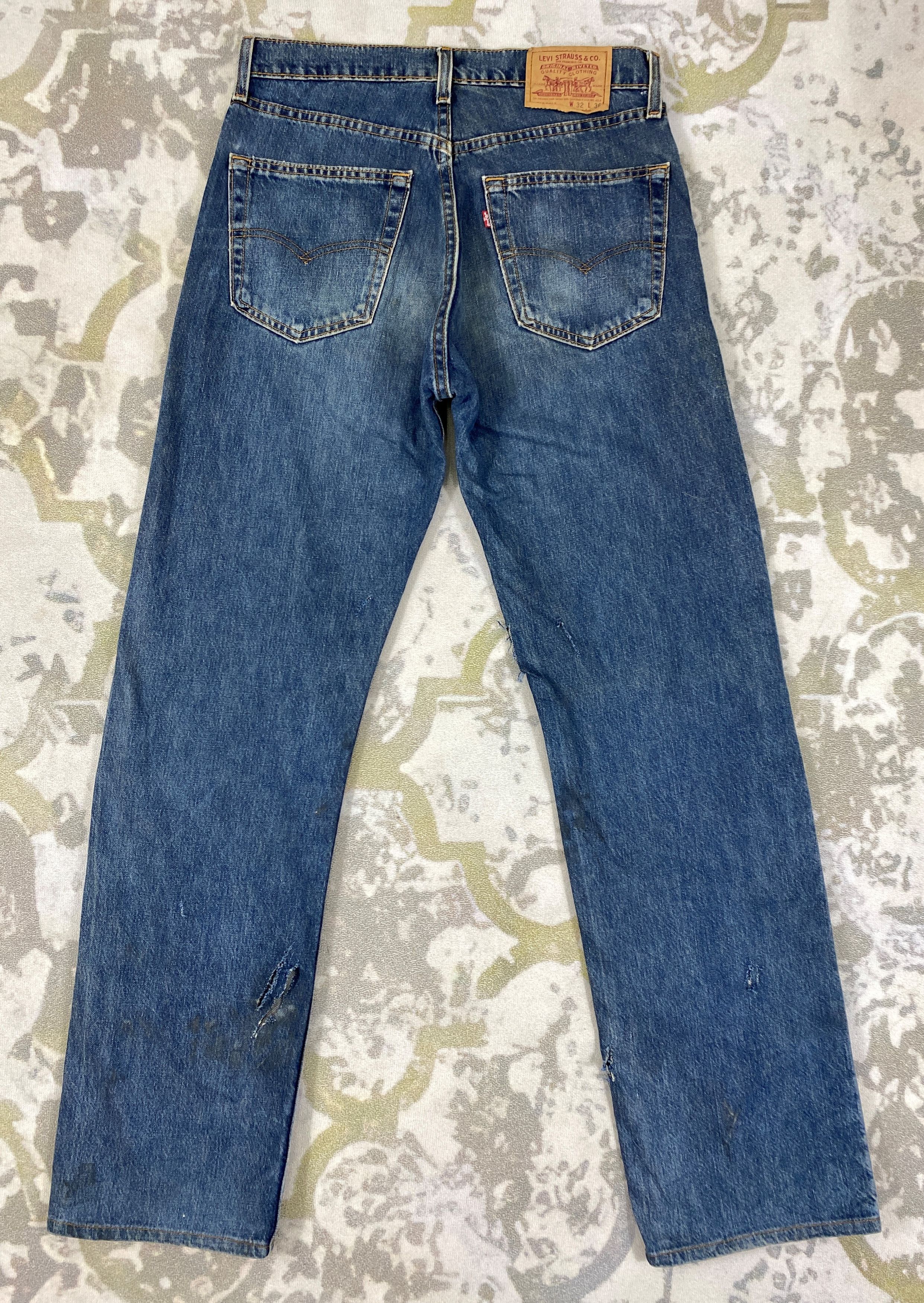 Levi's 90s Blue Vintage Levi's 504 USA 31x31.5 Denim -JN1086 Size US 31 - 2 Thumbnail
