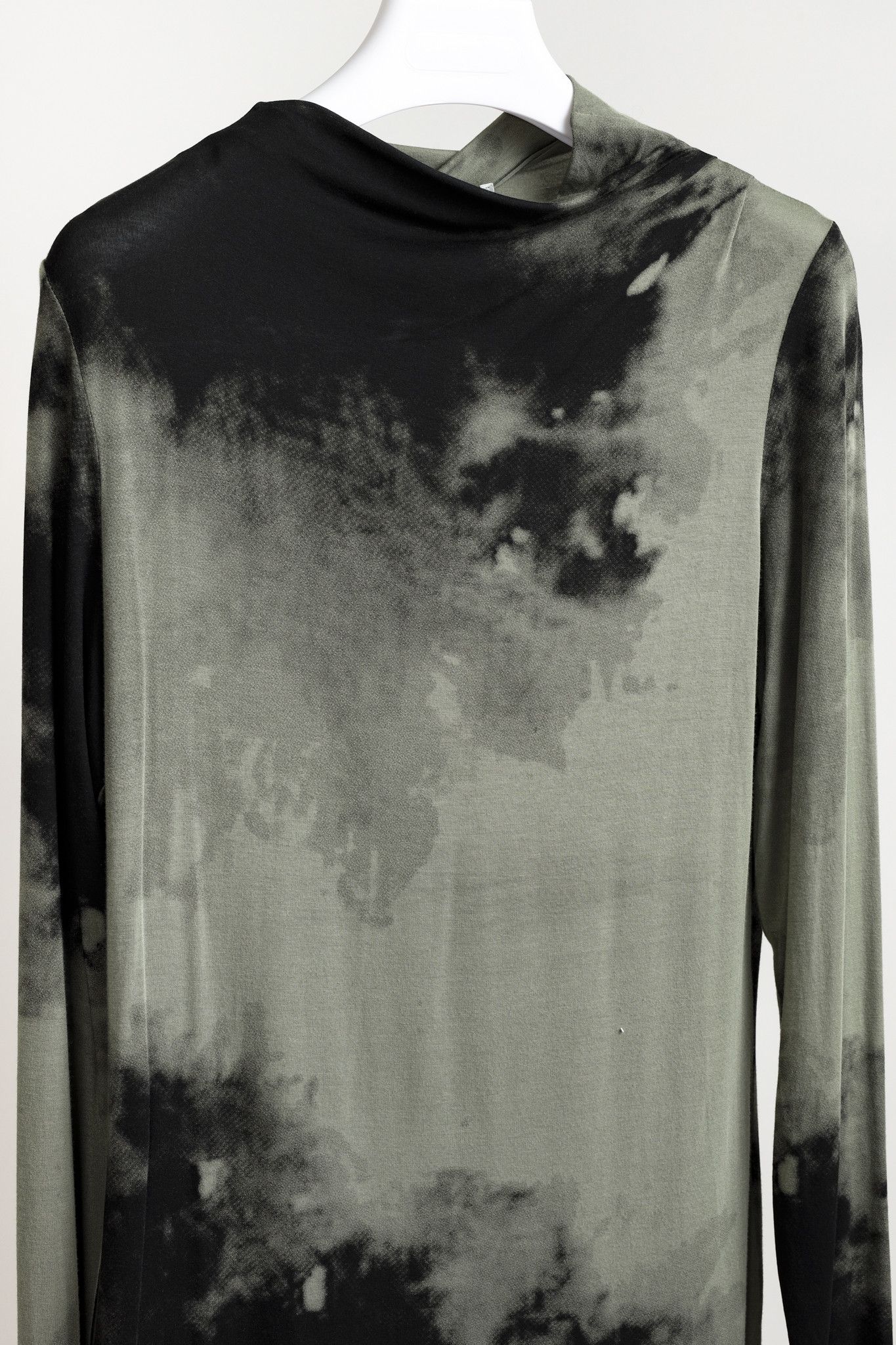 Sarah Pacini Sarah Pacini Stretch Green Tie-Dye Cowl Neck Tunic Size XS / US 0-2 / IT 36-38 - 3 Thumbnail