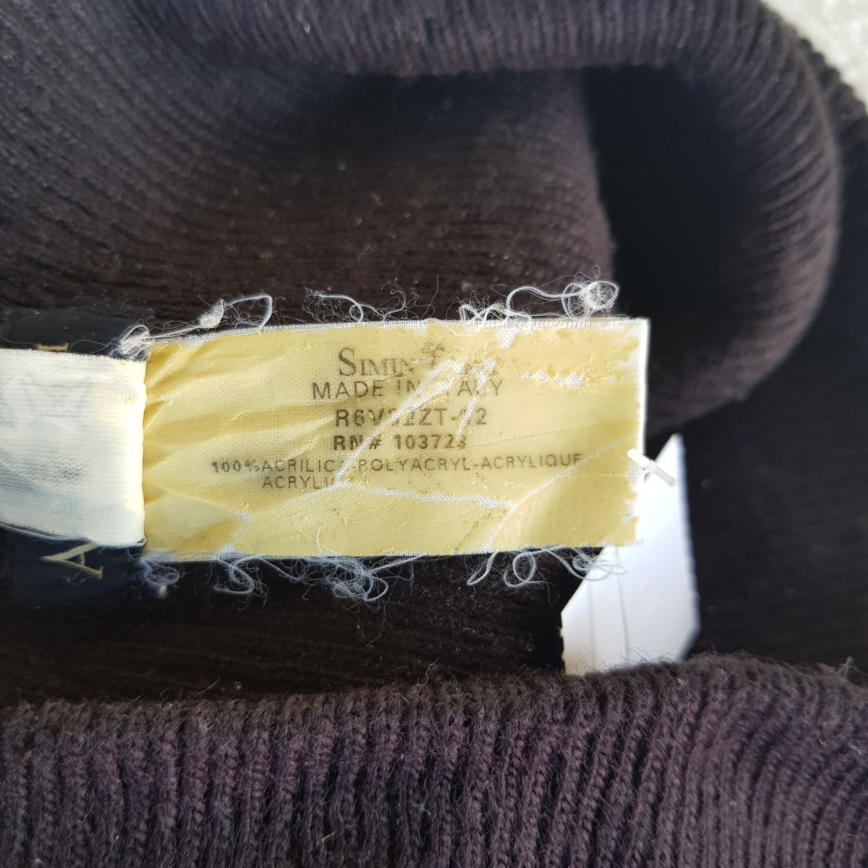 Armani Vintage Armani Jeans Beanie Snow Caps Hats. Size ONE SIZE - 6 Thumbnail