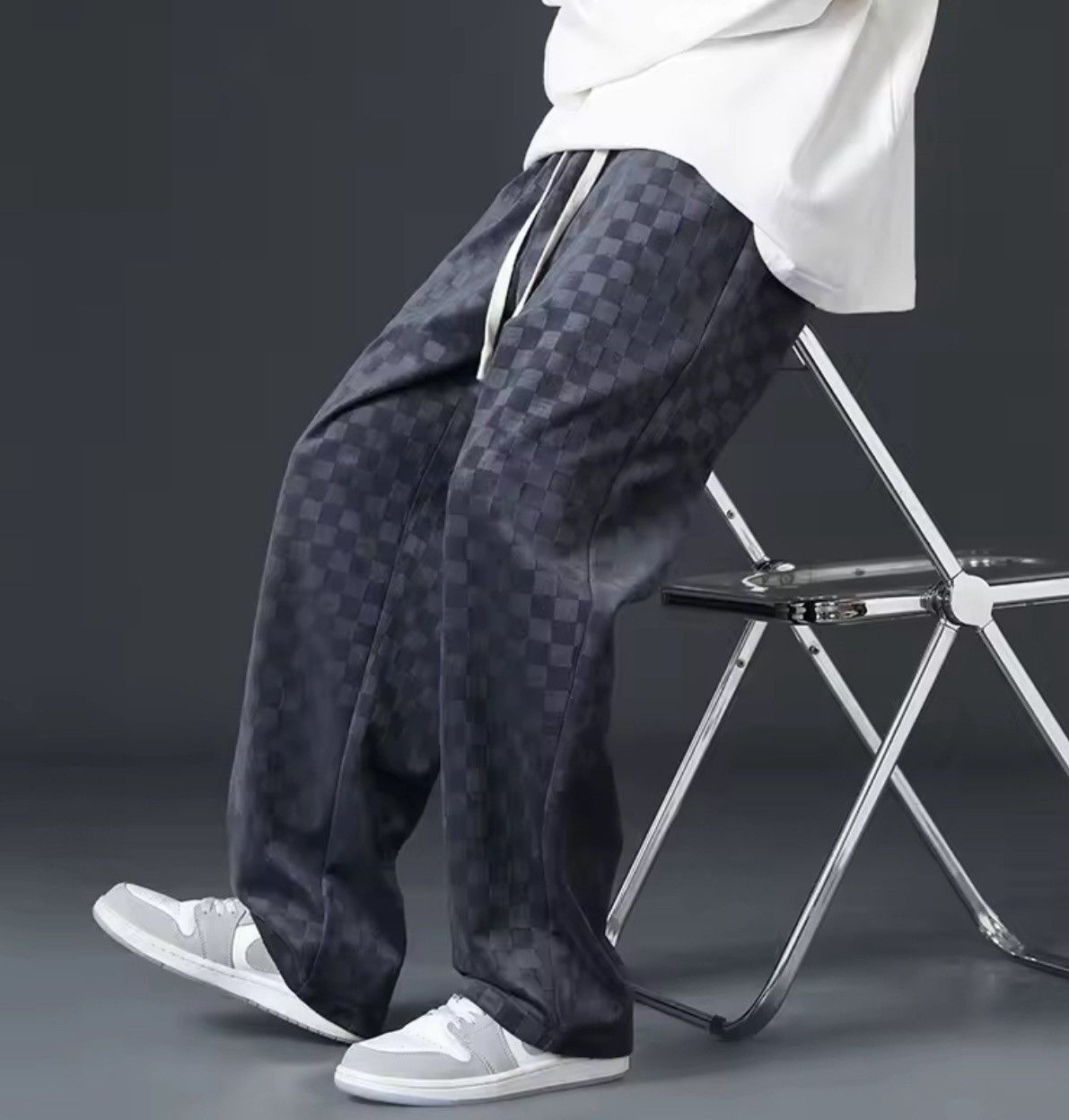 Japanese Brand 🔥 Checkered Wide Leg SweatPants Size US 32 / EU 48 - 1 Thumbnail