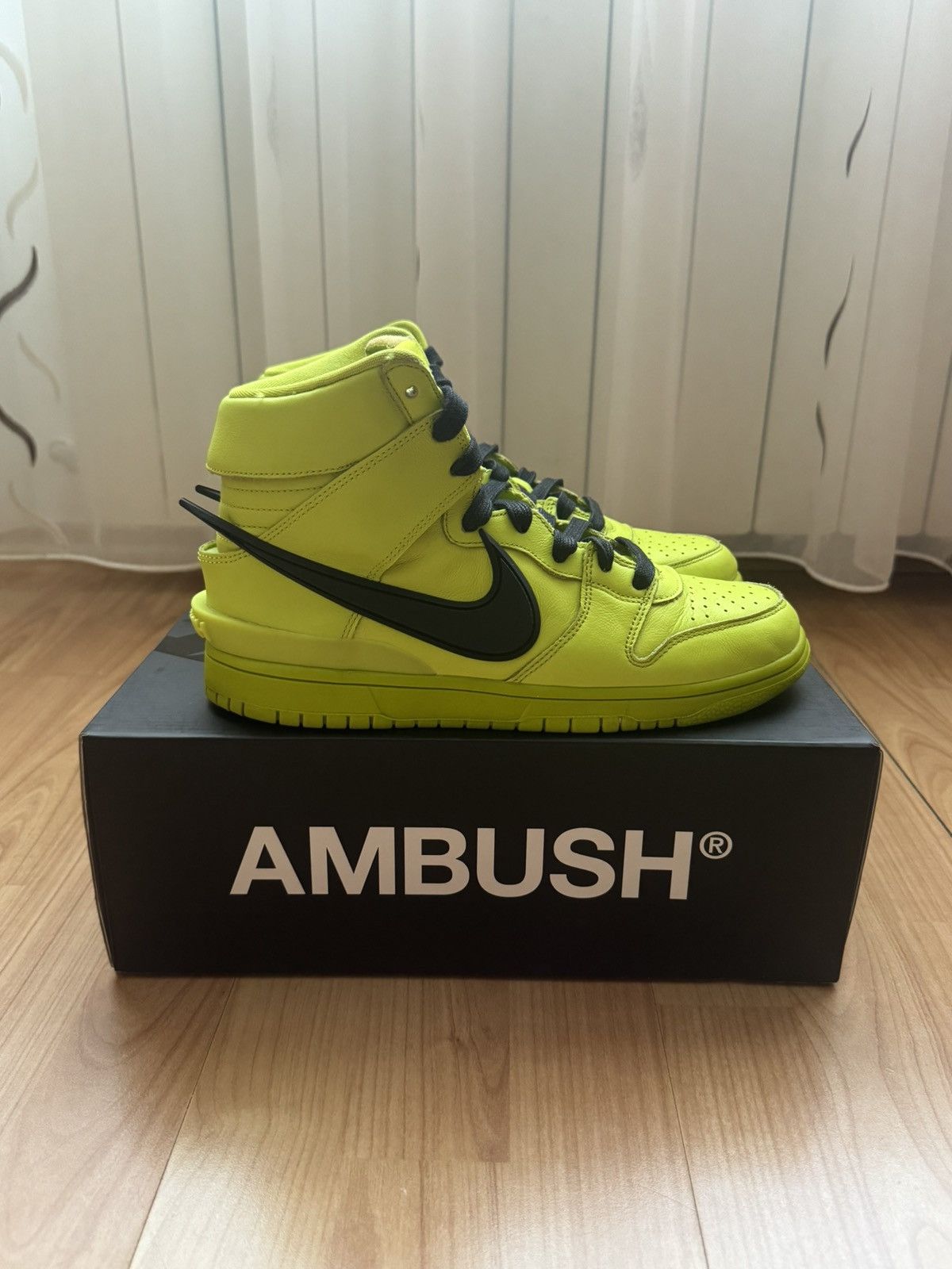 Ambush Design × Nike Nike Dunk High AMBUSH Flash Lime Size US 8 / EU 41 - 3 Thumbnail