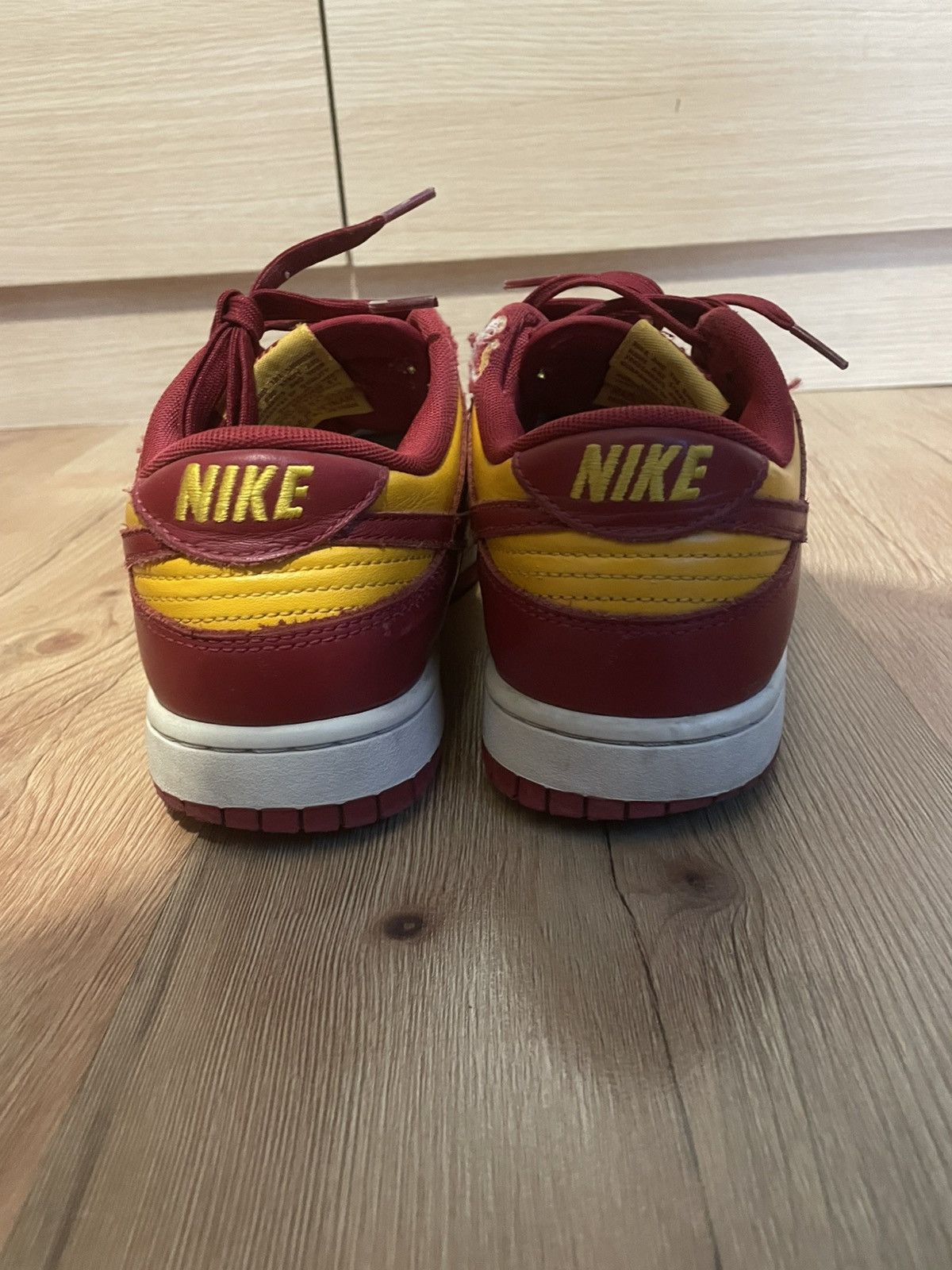 Nike Nike dunk low ‘Midas gold’ Size US 9.5 / EU 42-43 - 6 Thumbnail